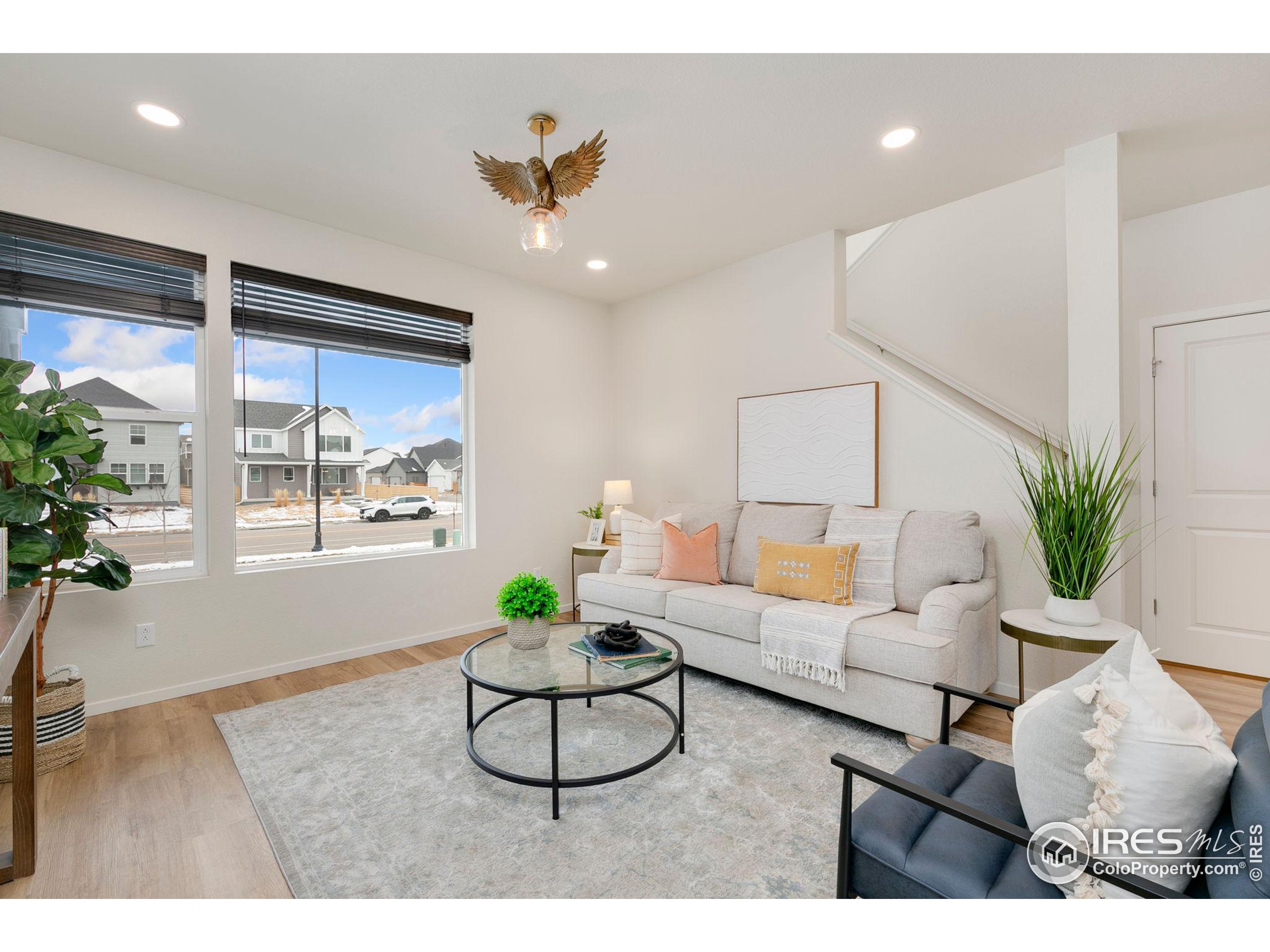 5240 Rendezvous Pkwy