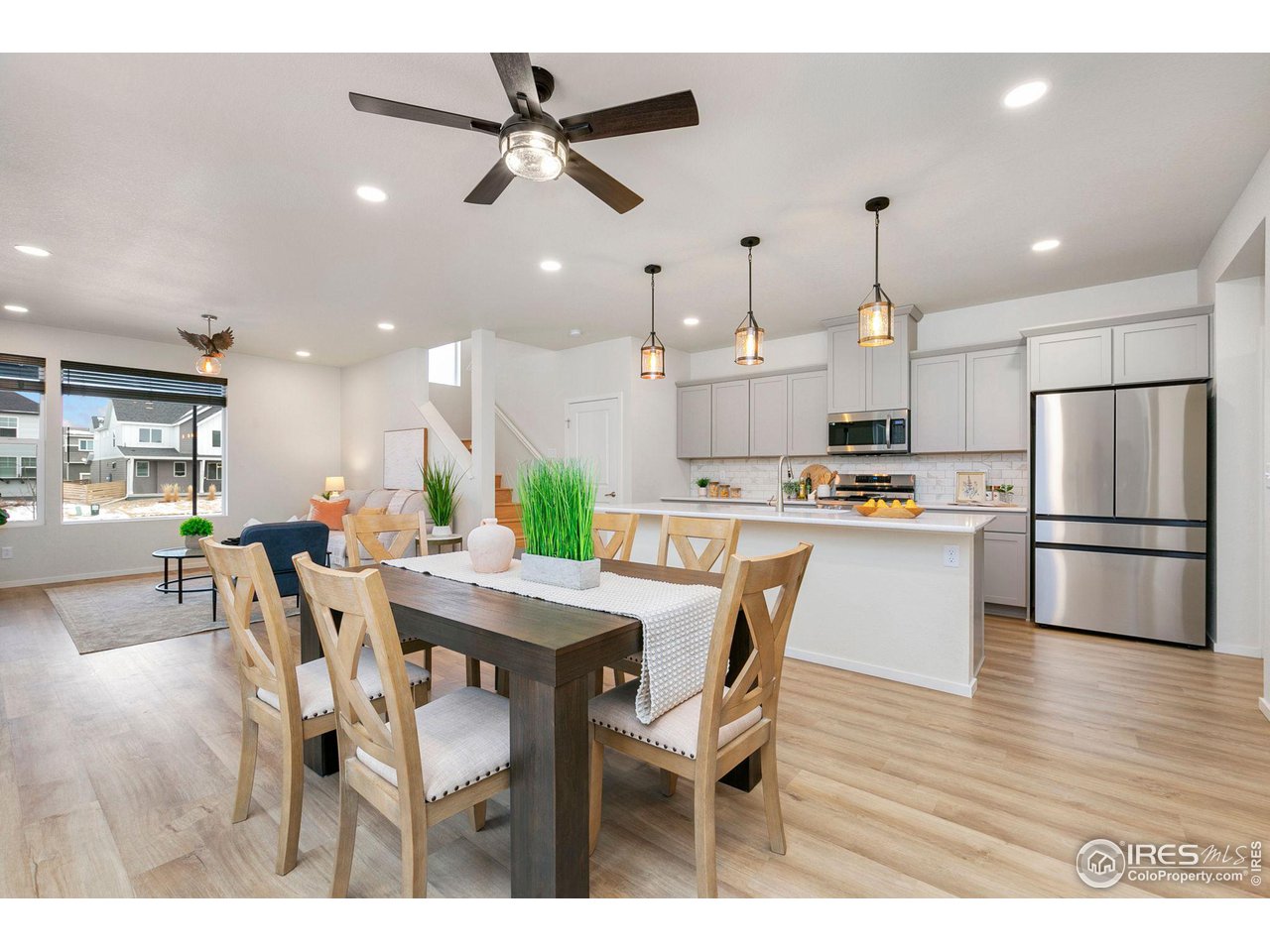 5240 Rendezvous Pkwy
