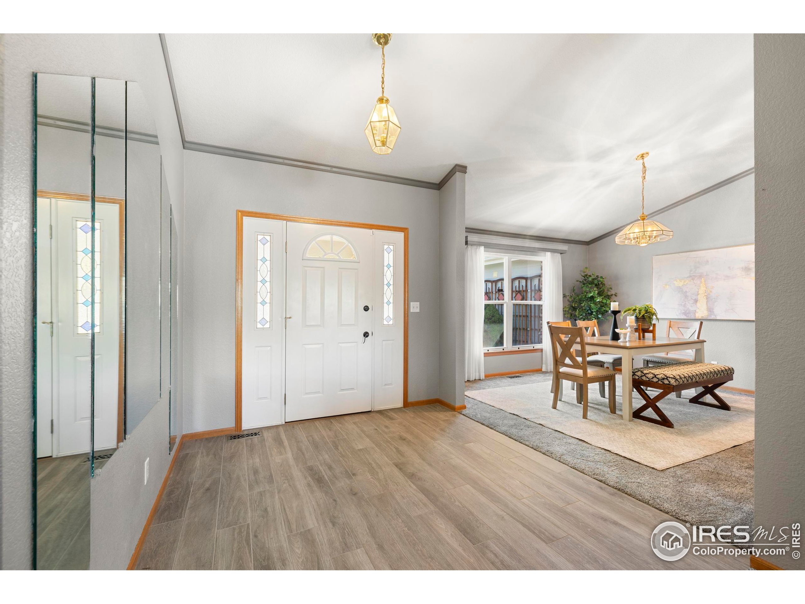 906 Province Rd