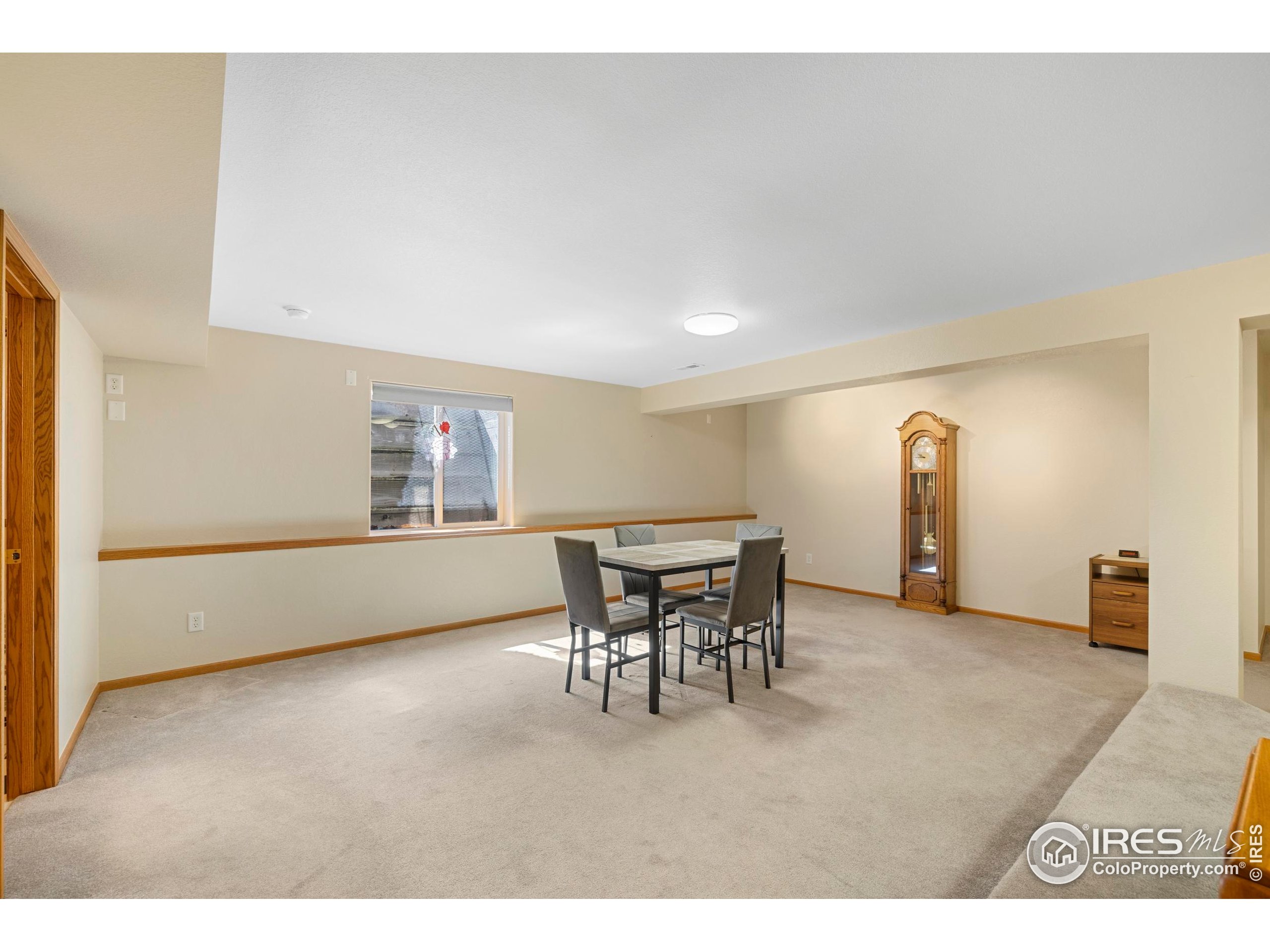 906 Province Rd