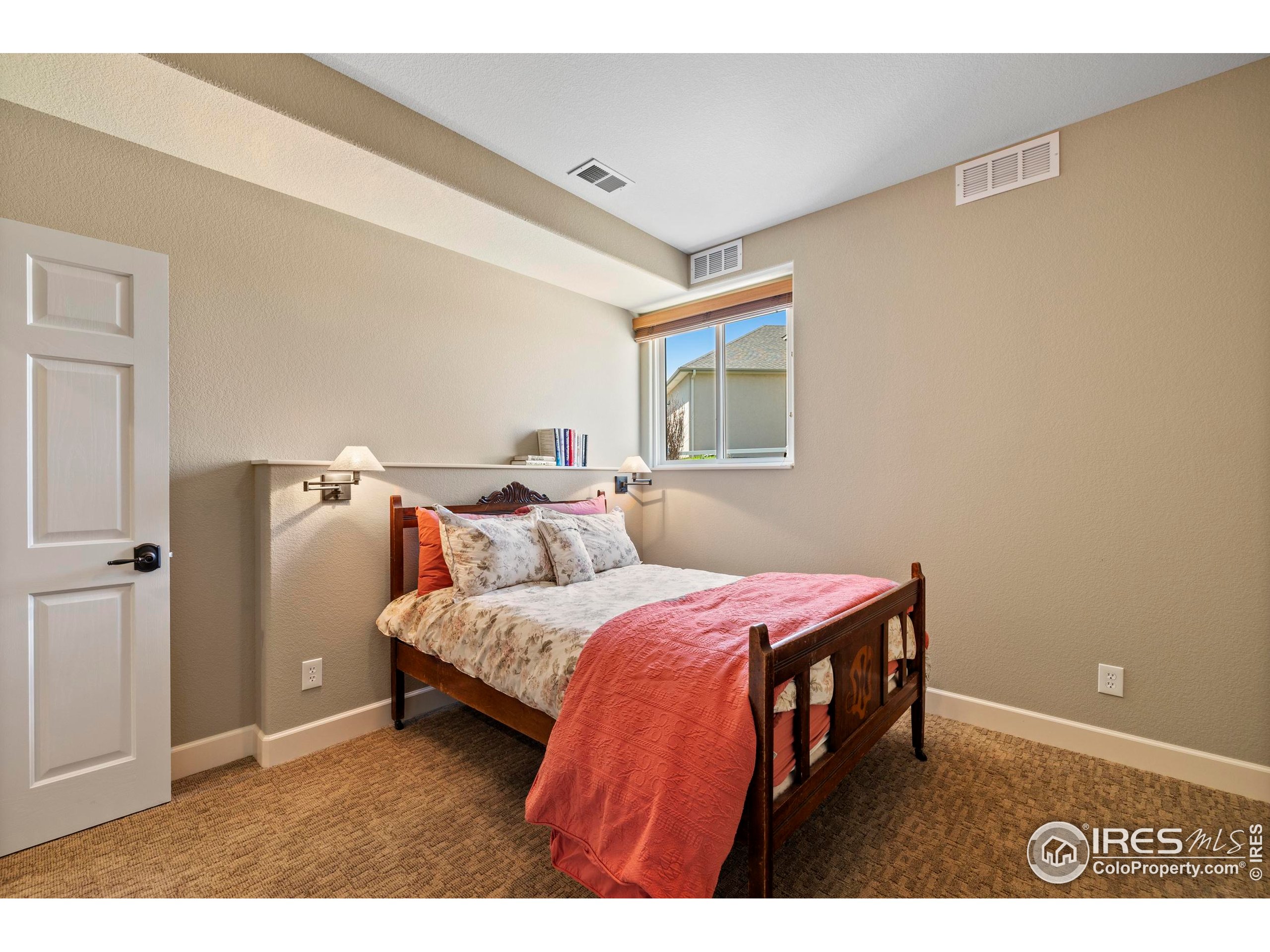 793 Richards Lake Rd