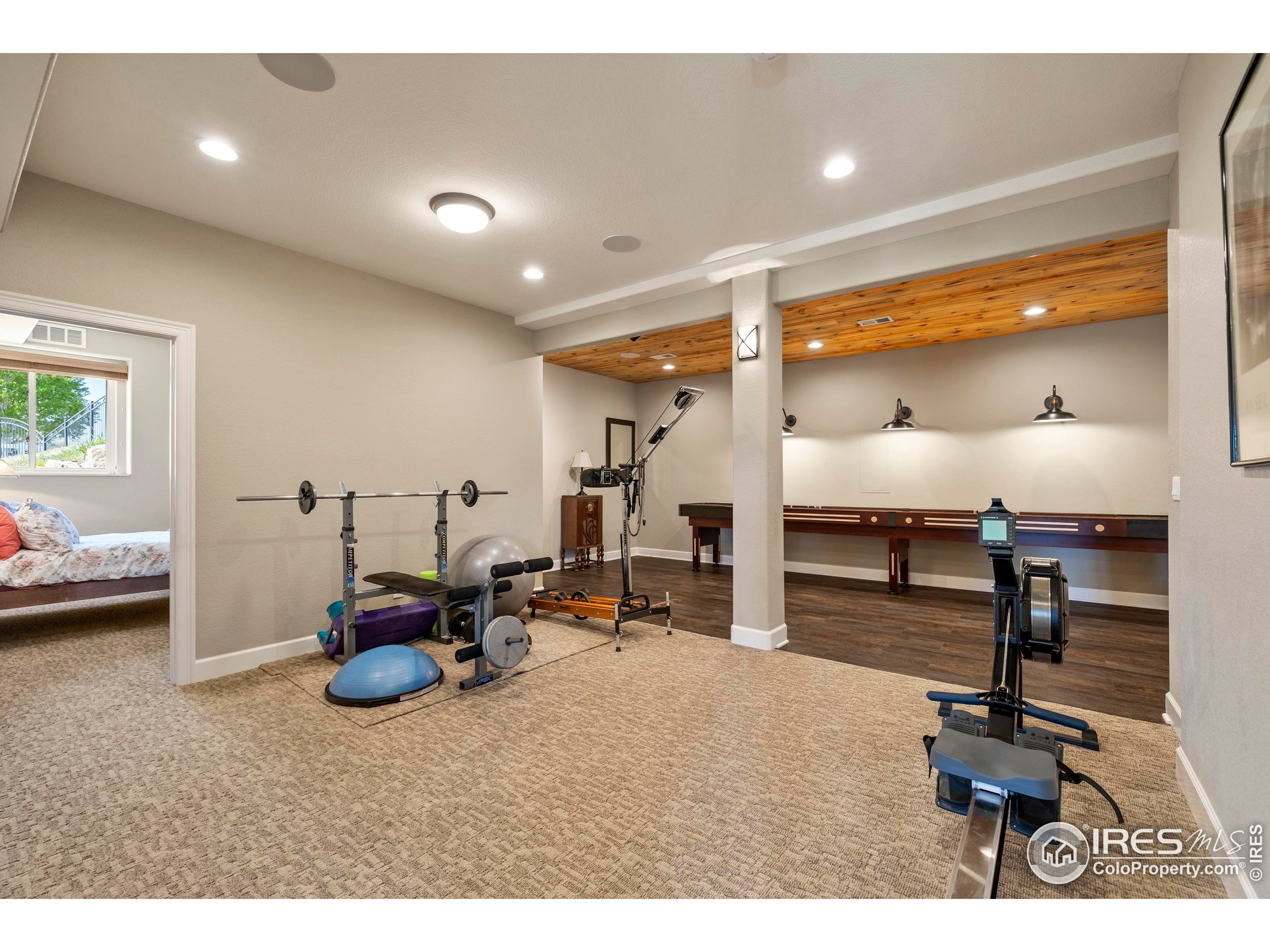 793 Richards Lake Rd