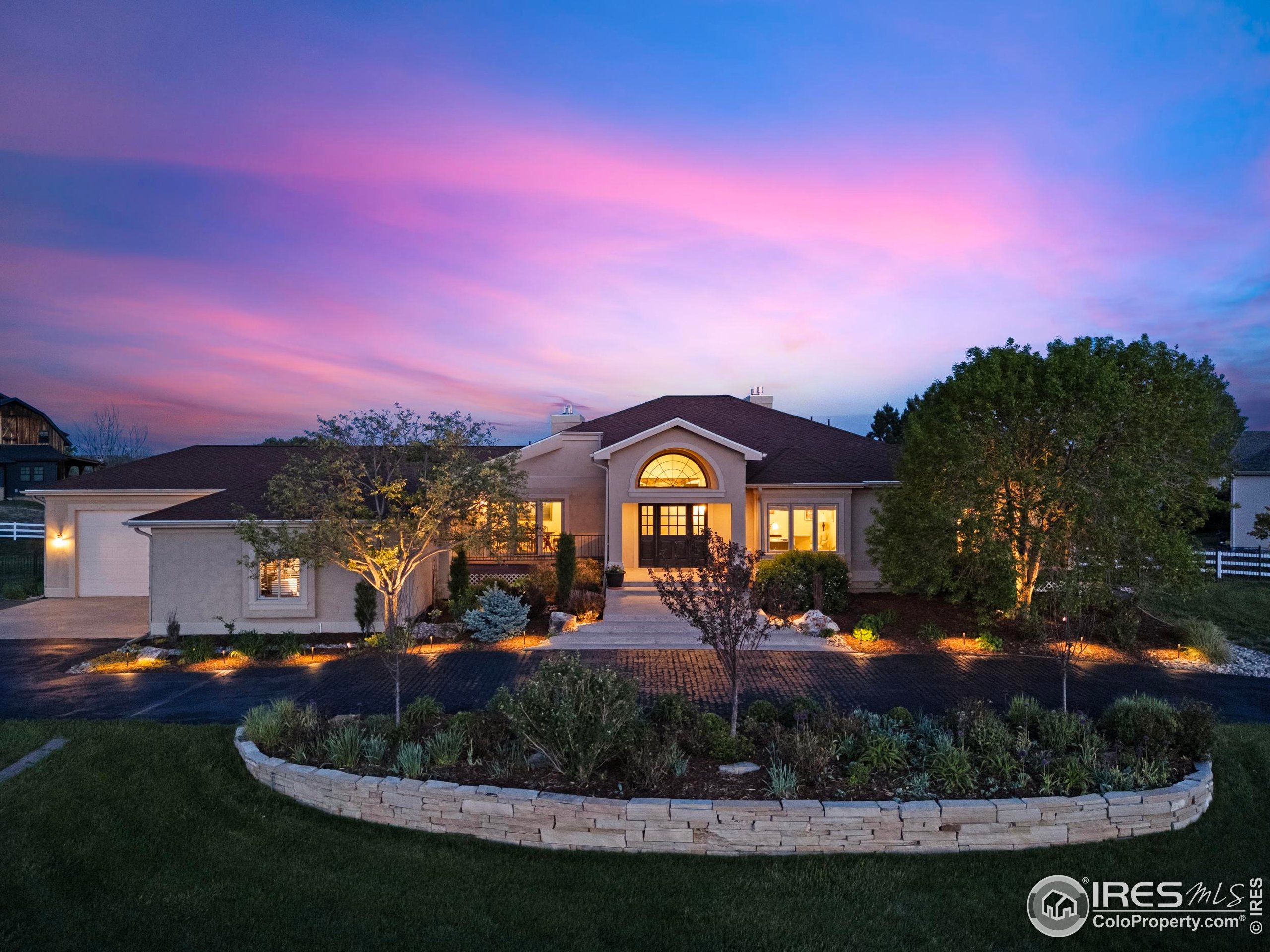 793 Richards Lake Rd