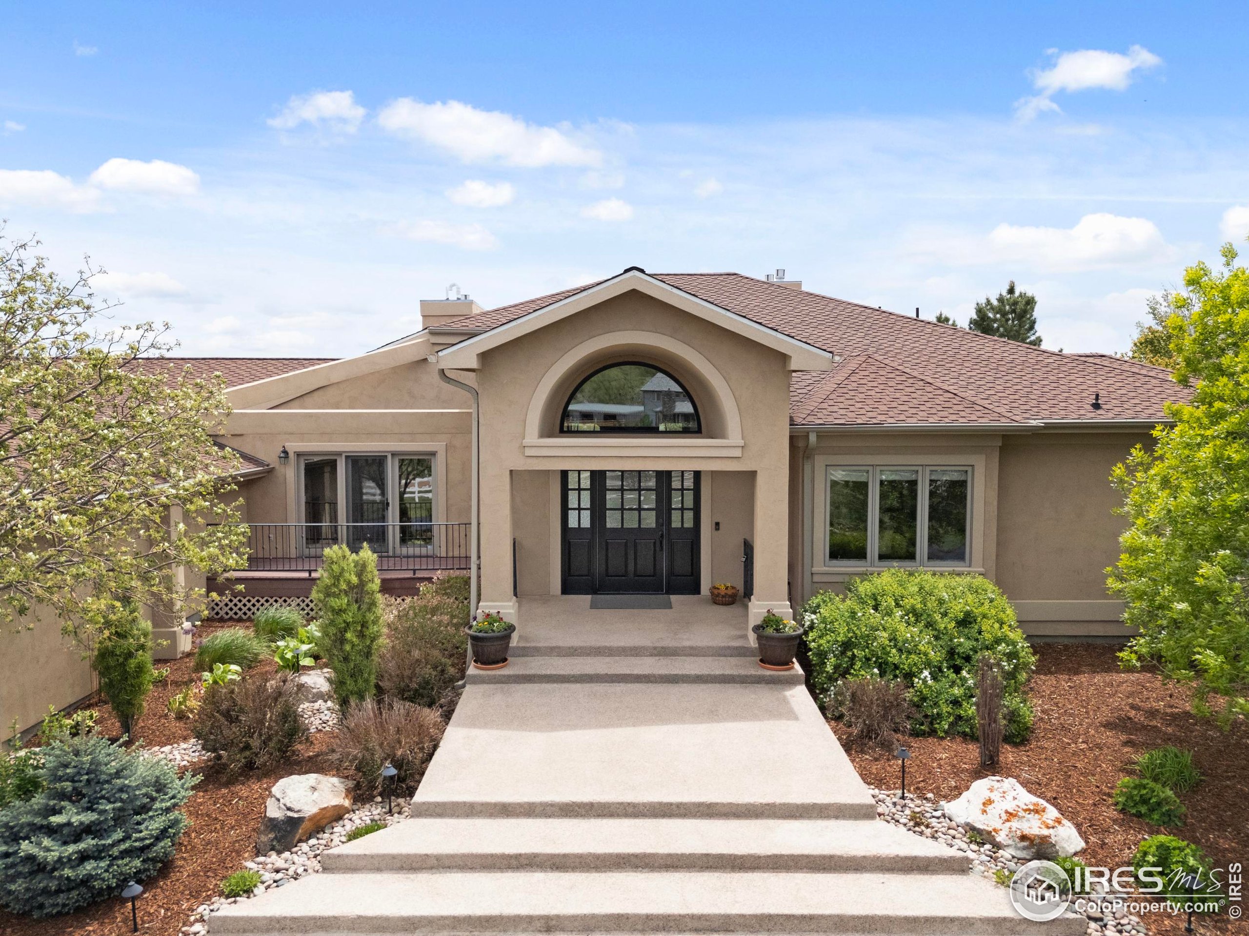 793 Richards Lake Rd