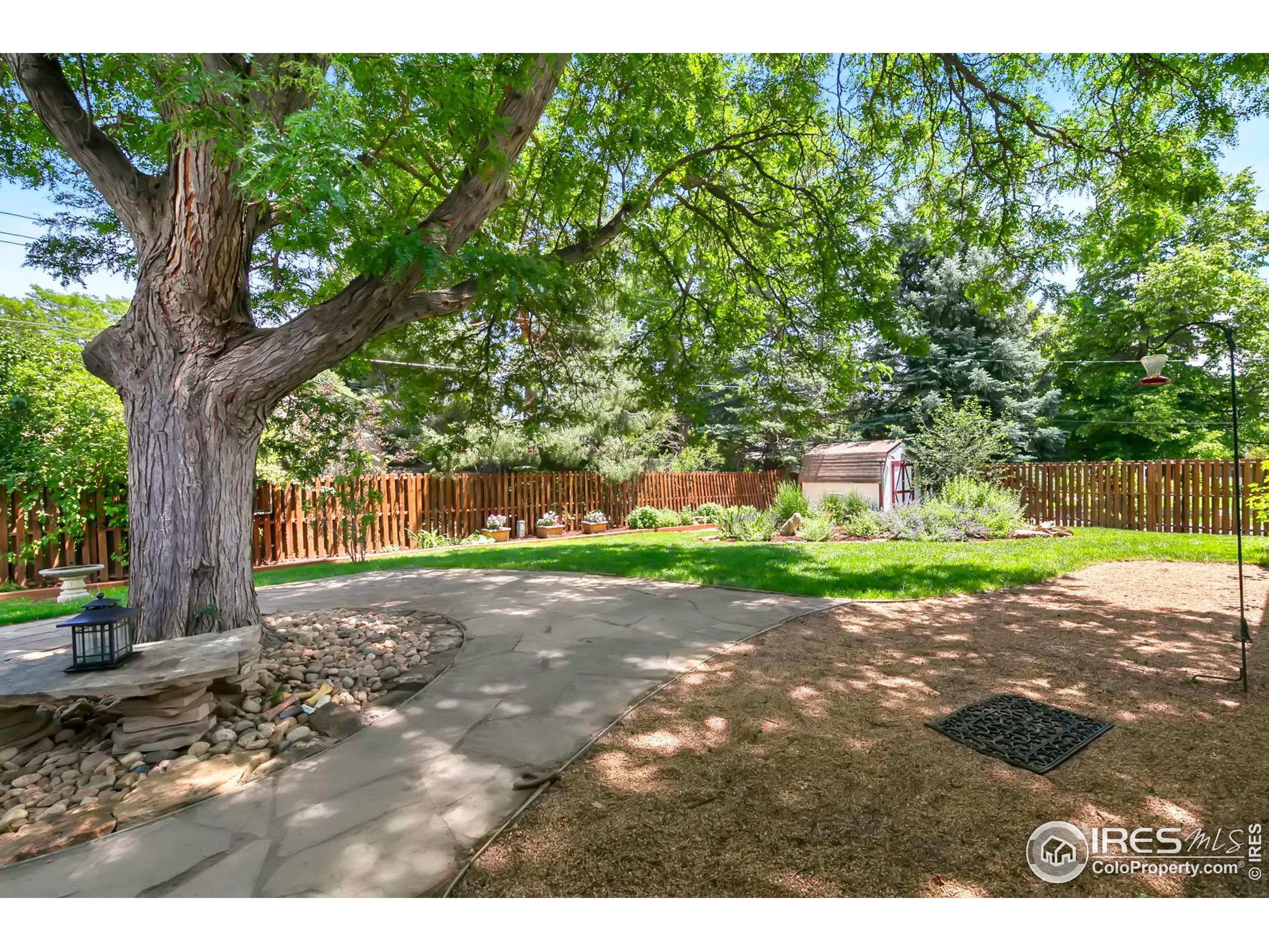 3310 Apple Ave