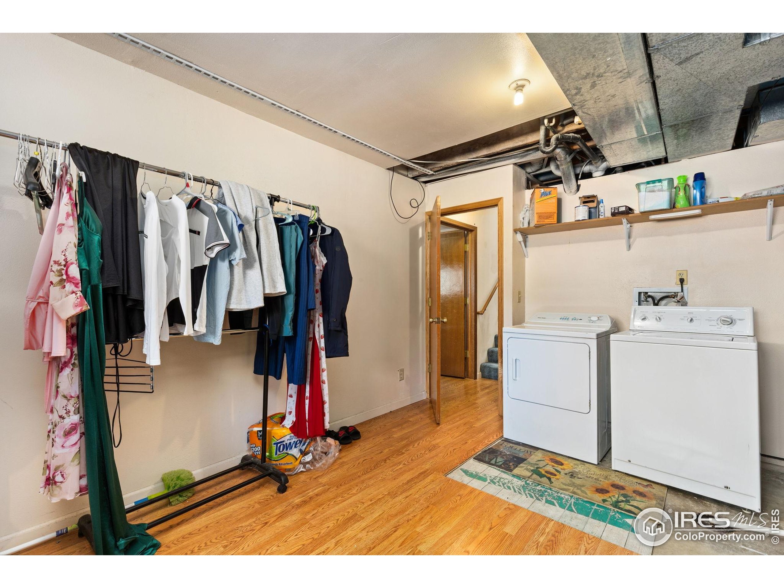 1200-1202 Parker Dr