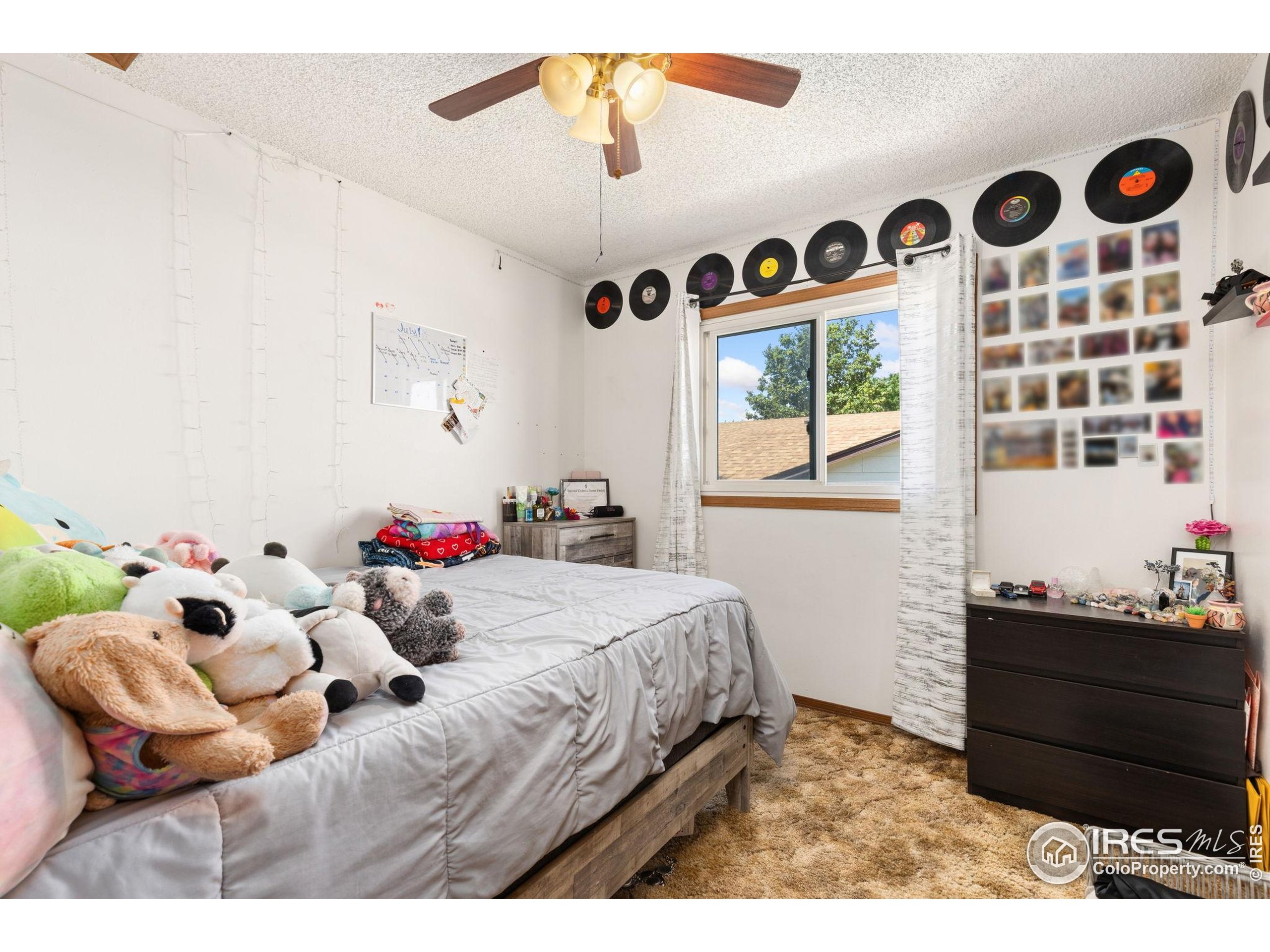 1200-1202 Parker Dr