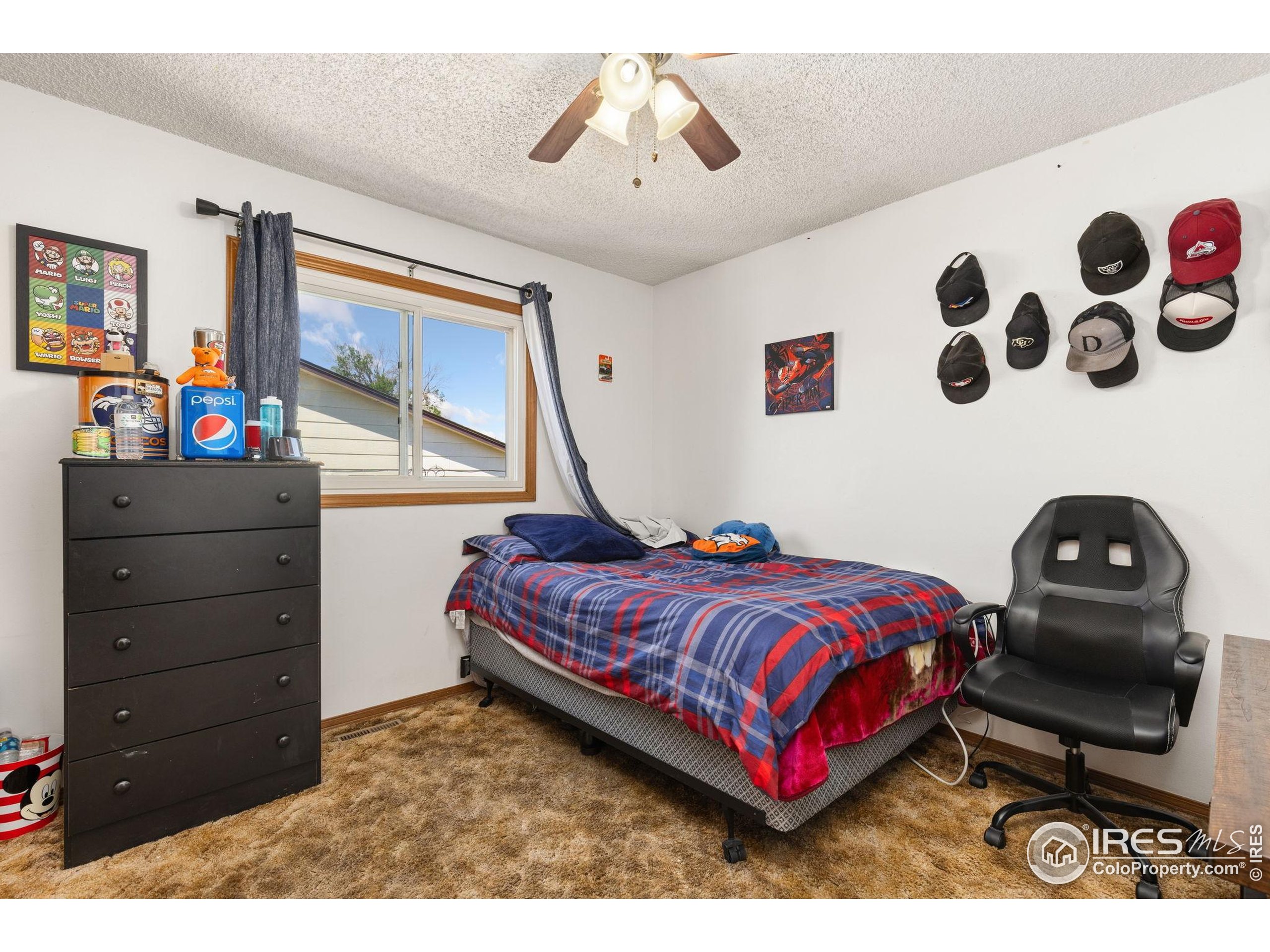 1200-1202 Parker Dr