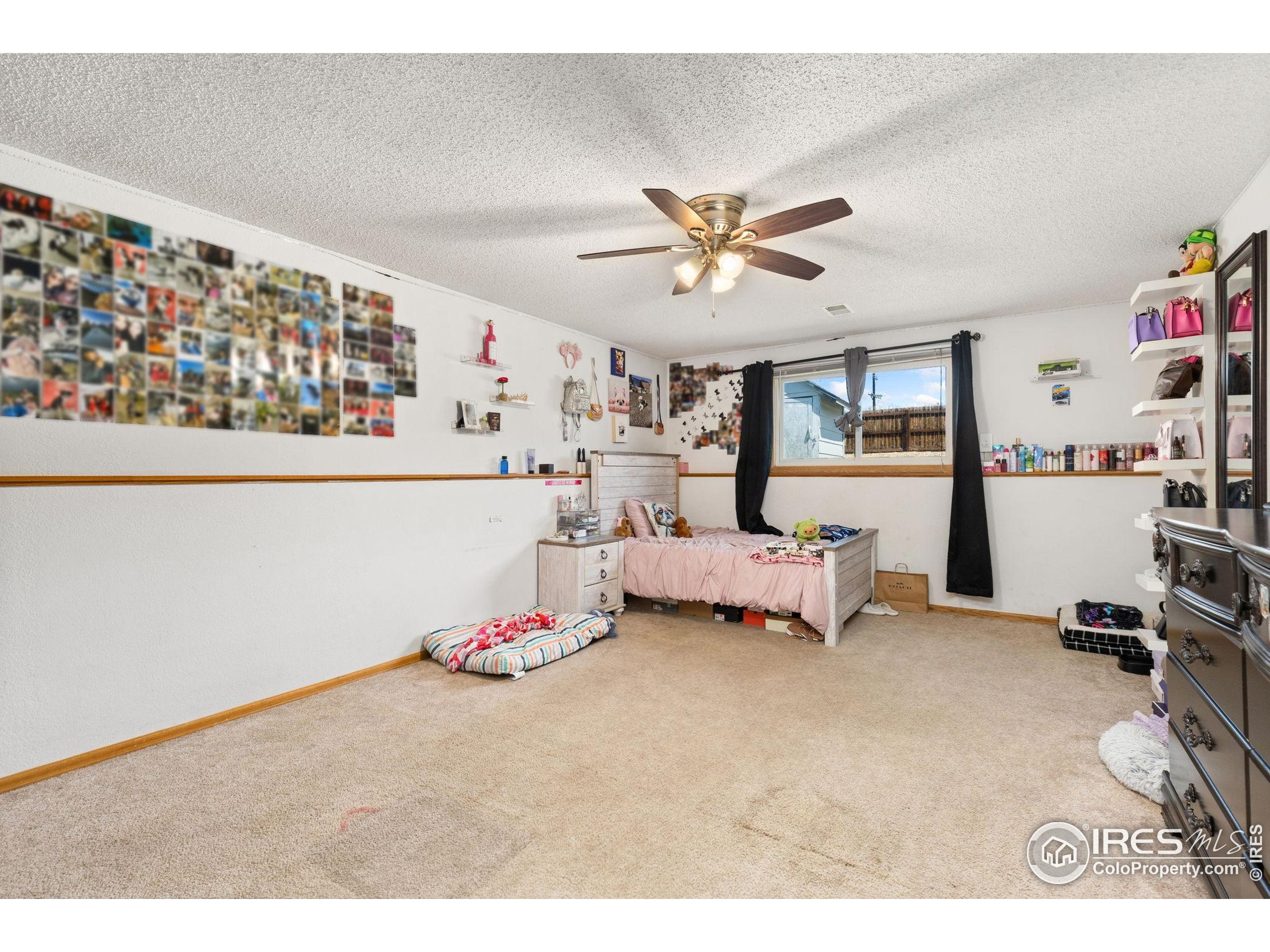 1200-1202 Parker Dr