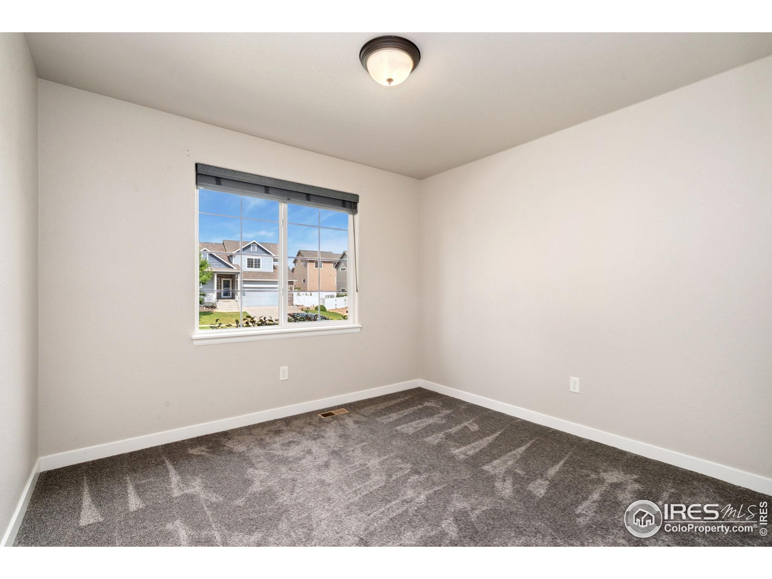2284 Talon Pkwy