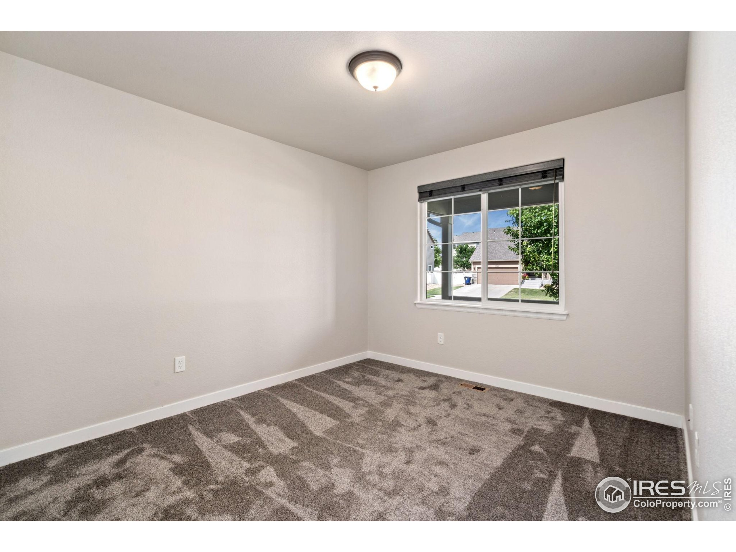 2284 Talon Pkwy