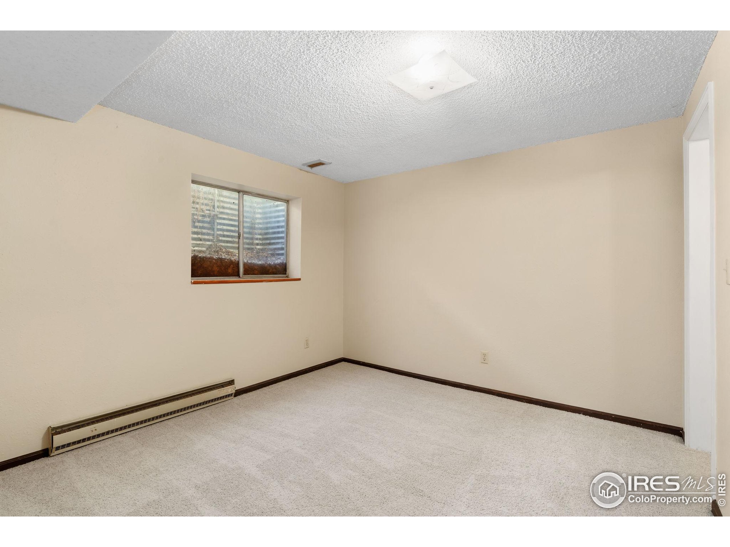845 Cottonwood Dr