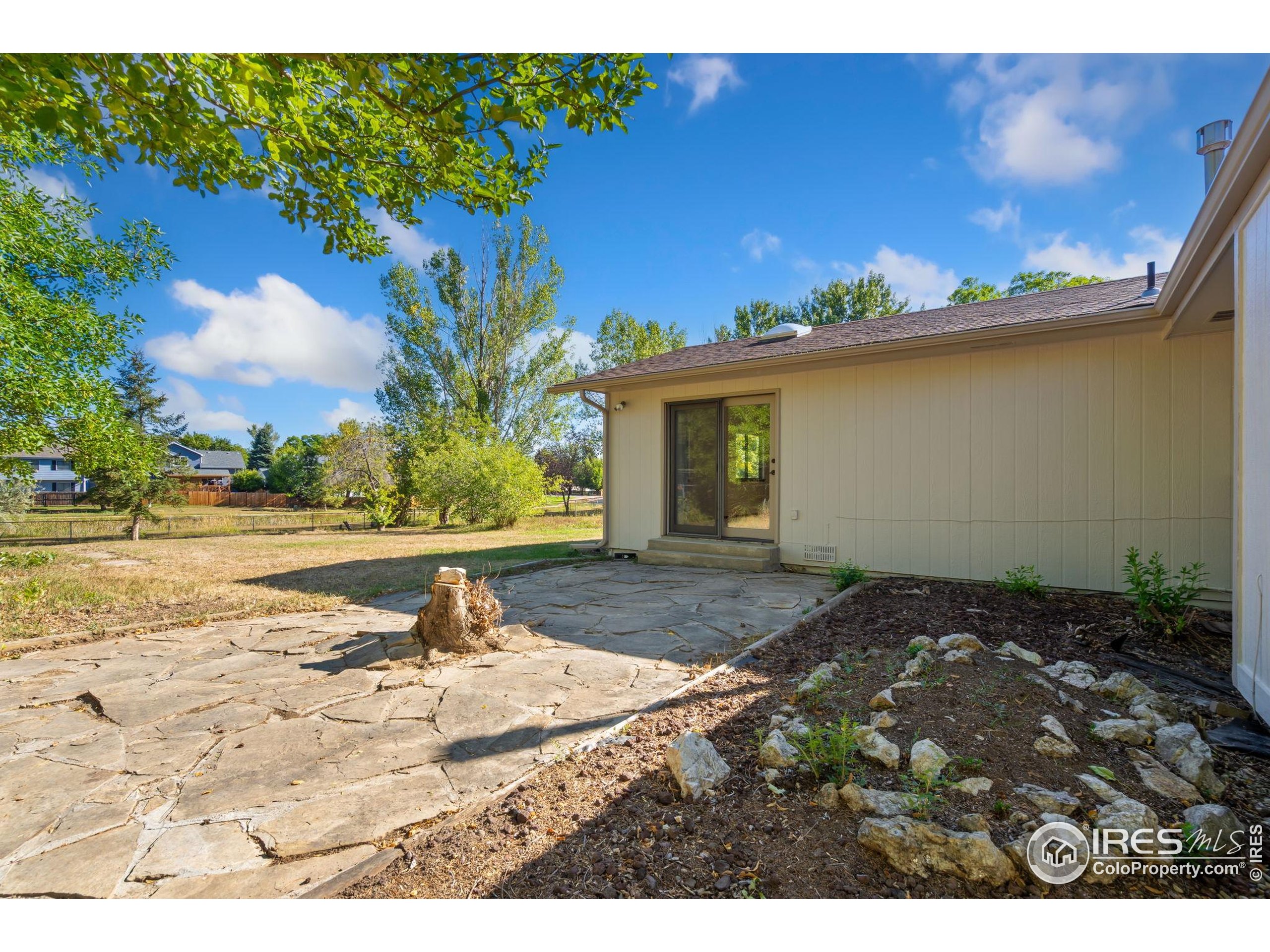 845 Cottonwood Dr