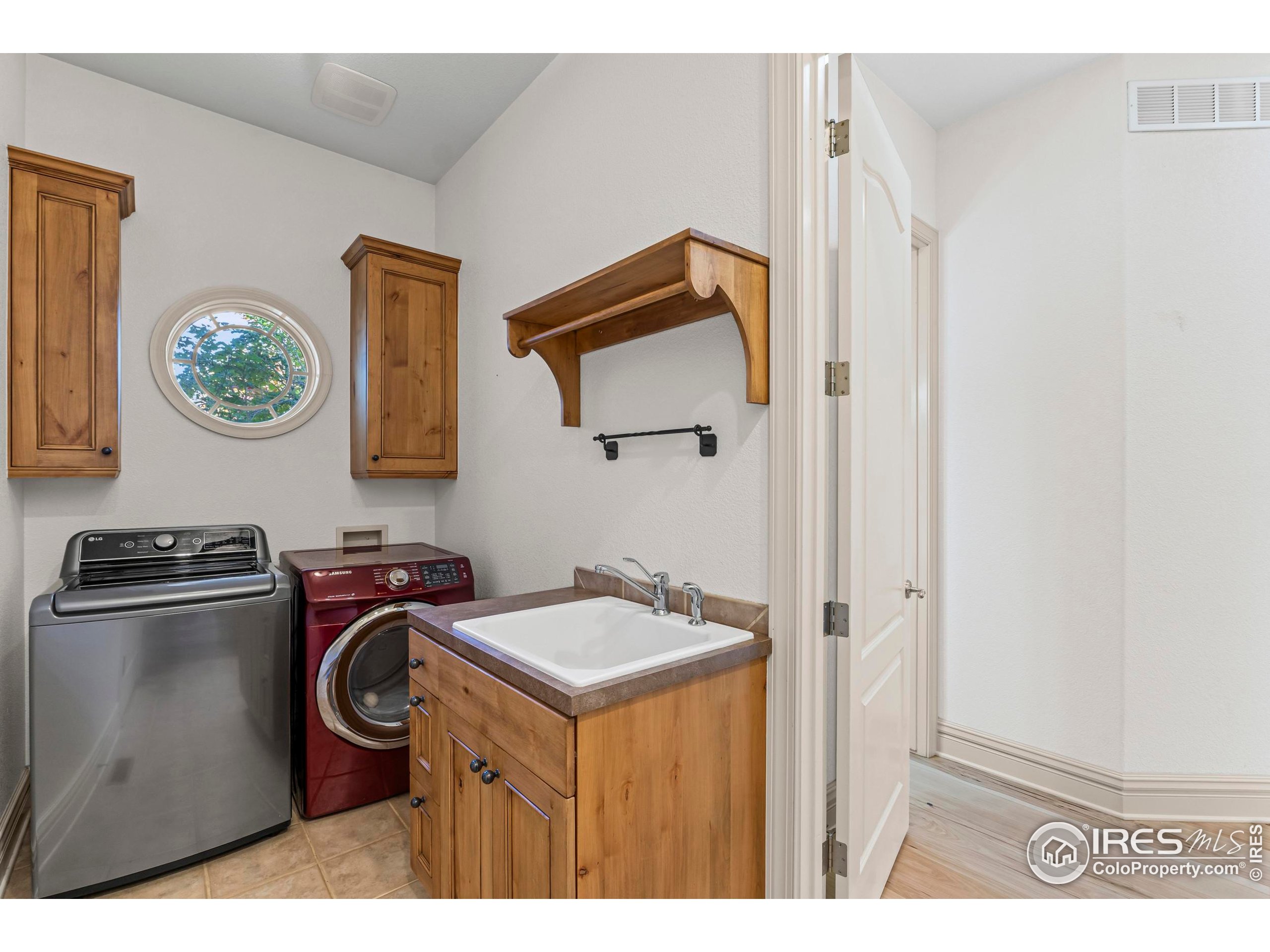 8228 Three Eagles Dr Fort Collins