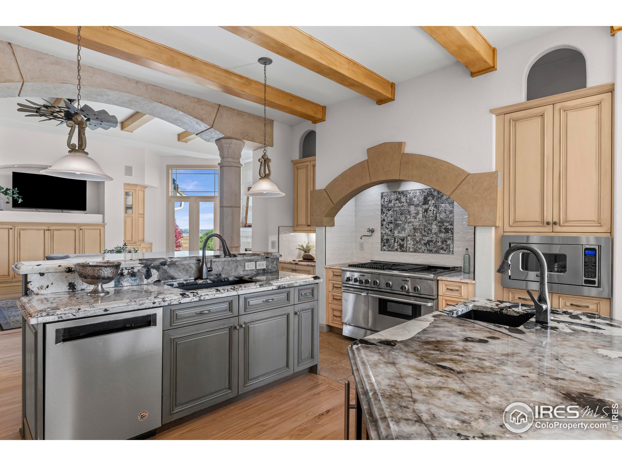 8228 Three Eagles Dr Fort Collins
