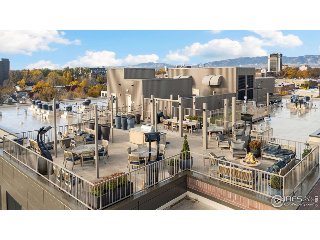 221 E Mountain Ave 315