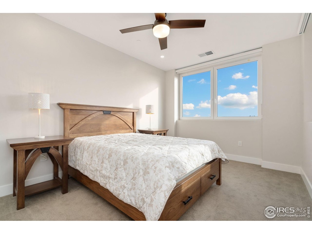 221 E Mountain Ave 315