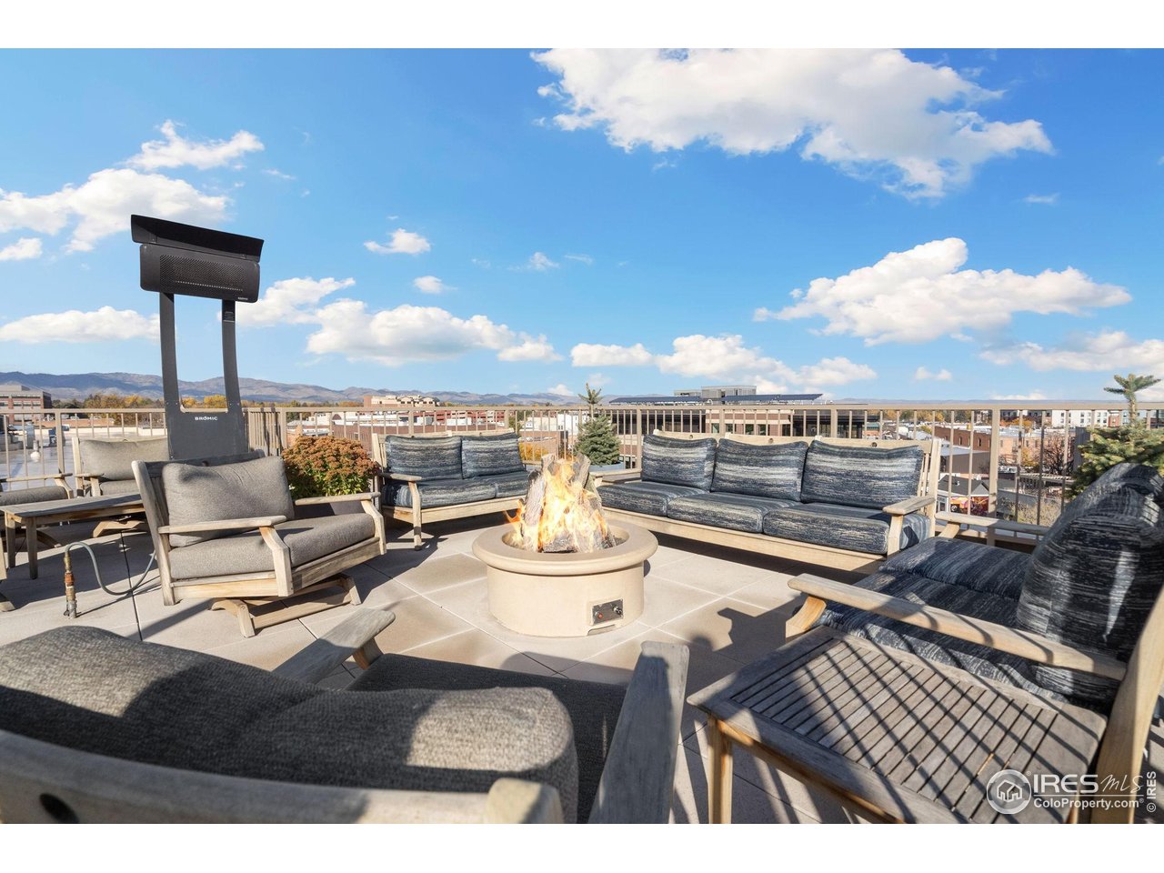 221 E Mountain Ave 315