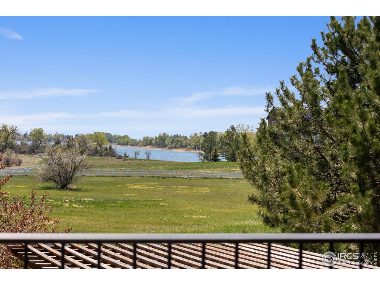 793 Richards Lake Rd