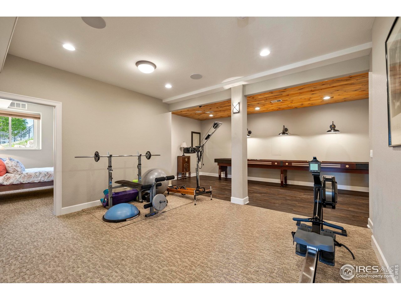 793 Richards Lake Rd