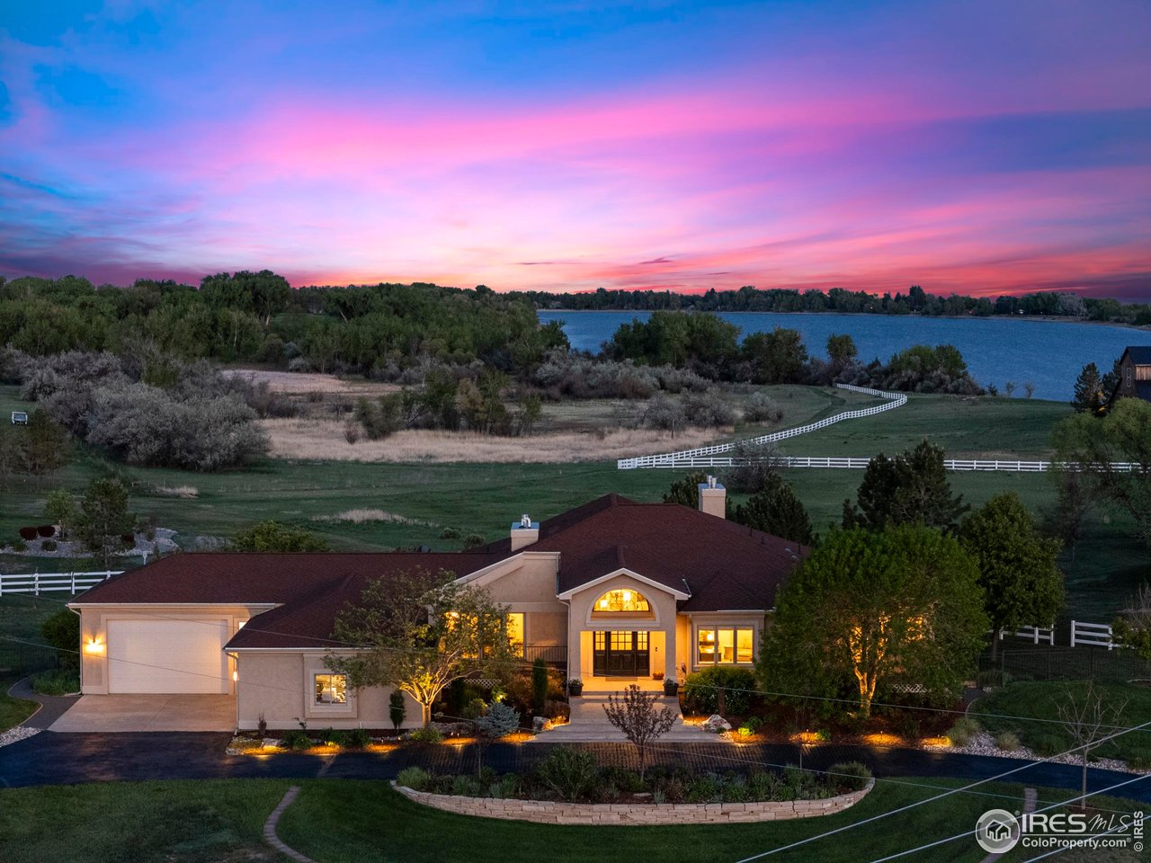 793 Richards Lake Rd