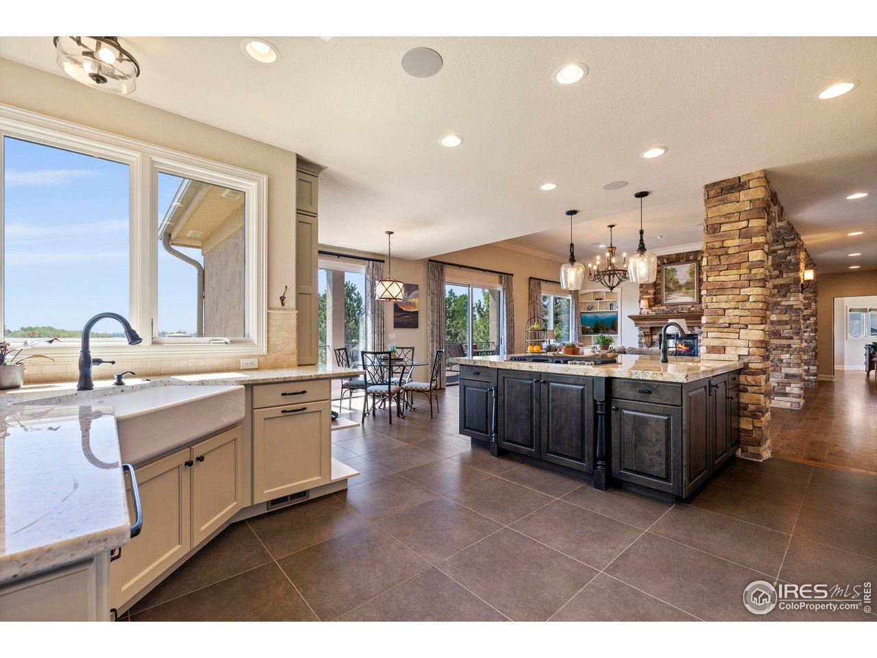 793 Richards Lake Rd