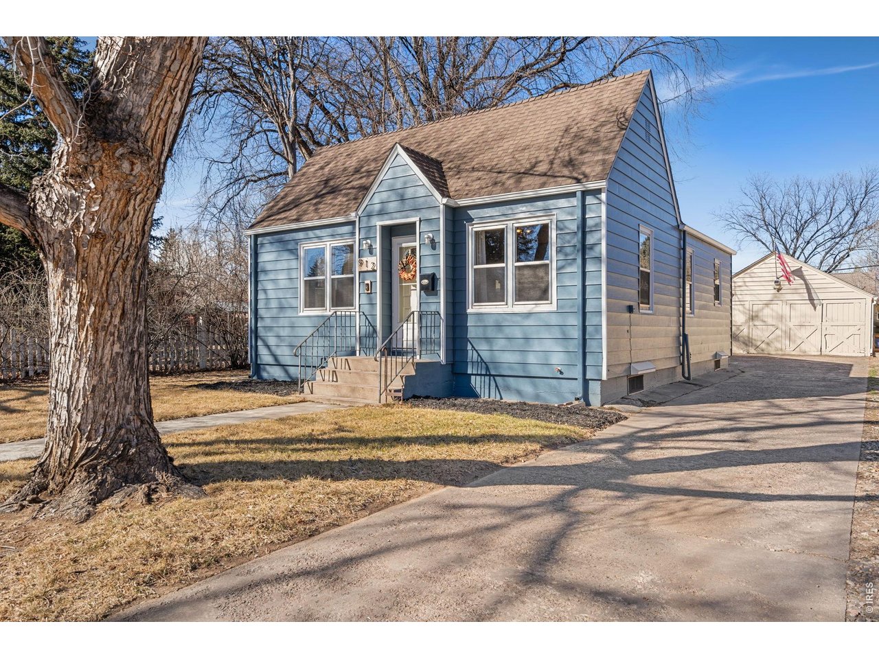 912 Laporte Ave