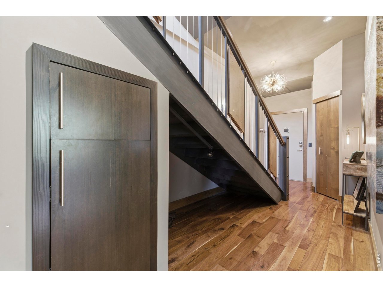 200 S College Ave 300