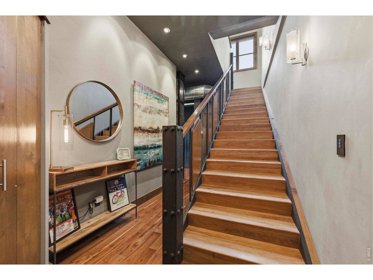 200 S College Ave 300