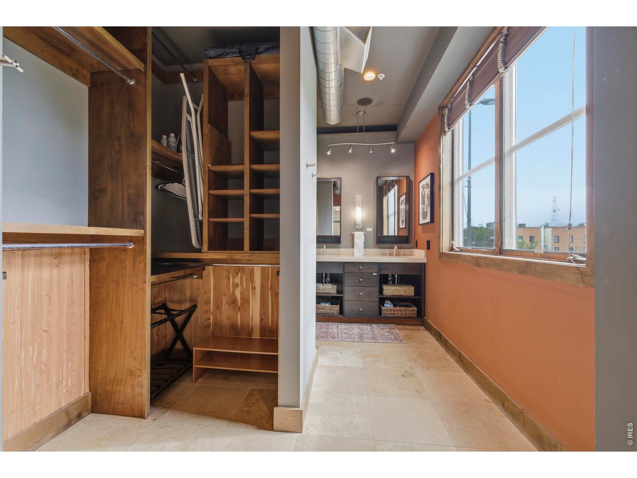 200 S College Ave 300