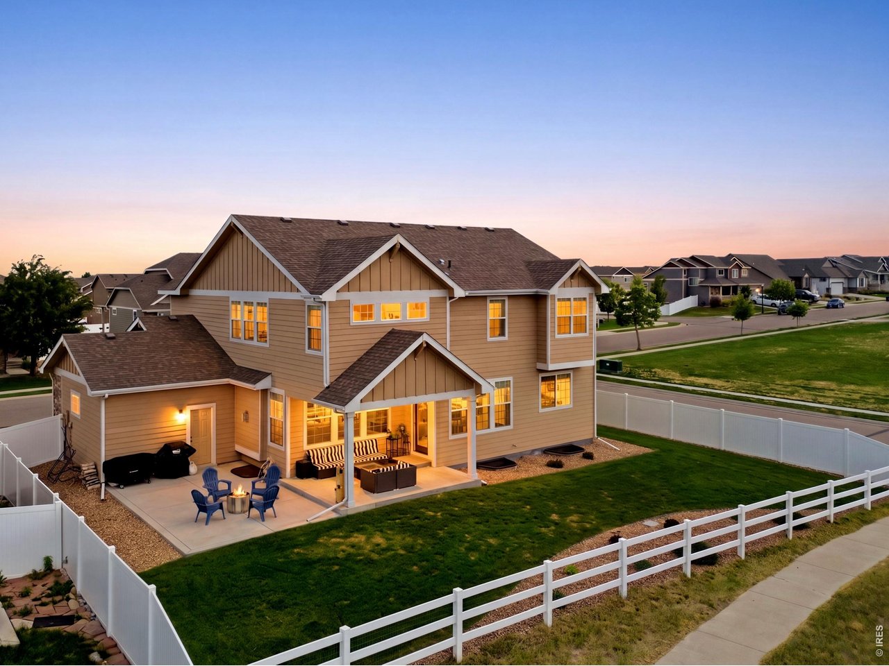 610 Gore Range Dr