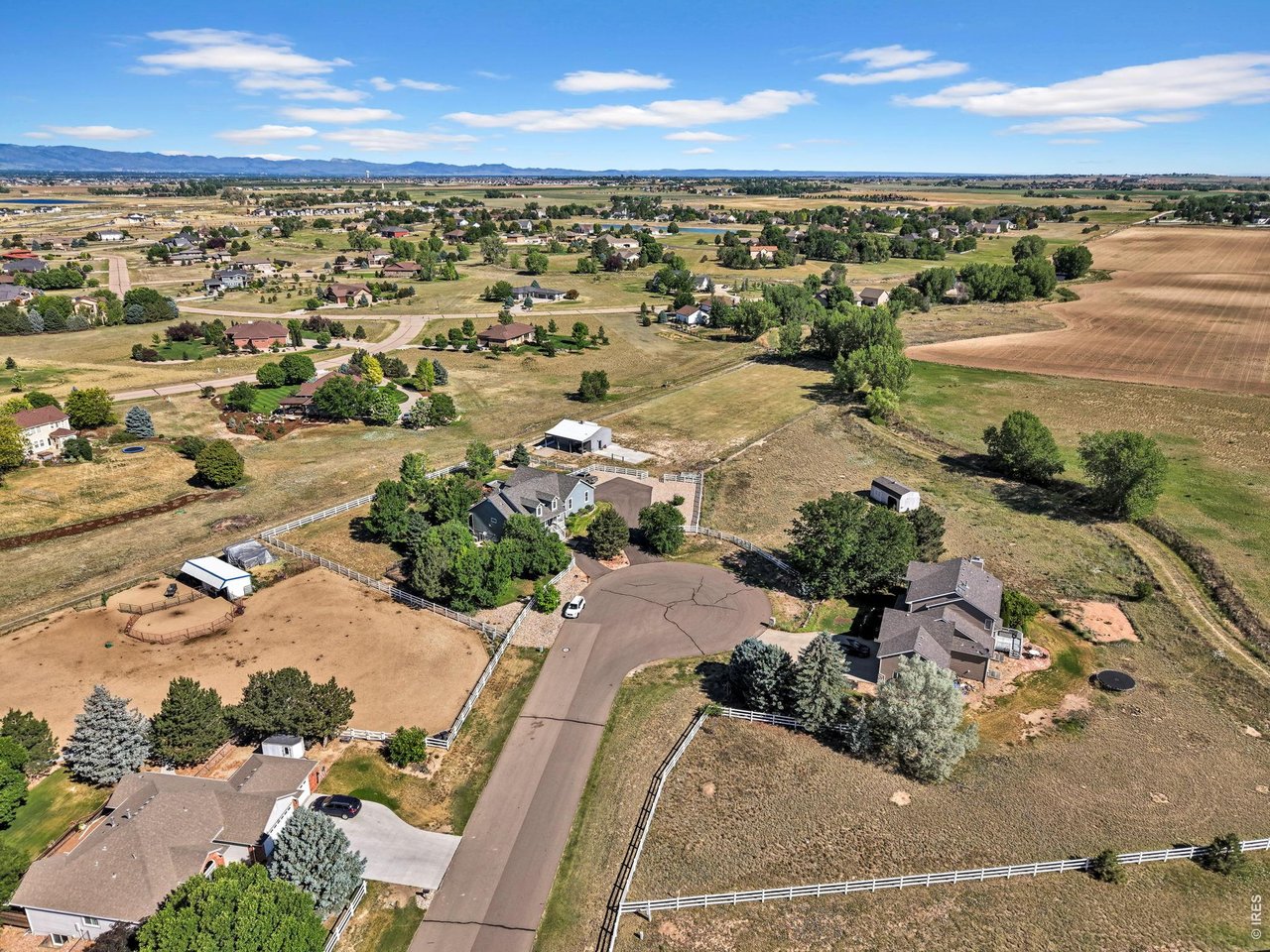 938 Clydesdale Ln