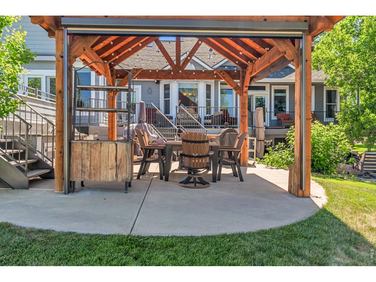 938 Clydesdale Ln
