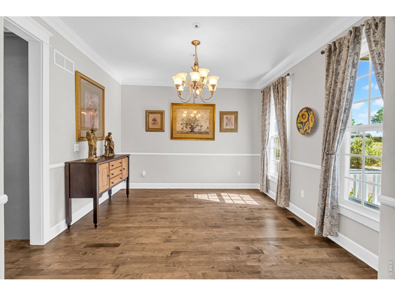 938 Clydesdale Ln
