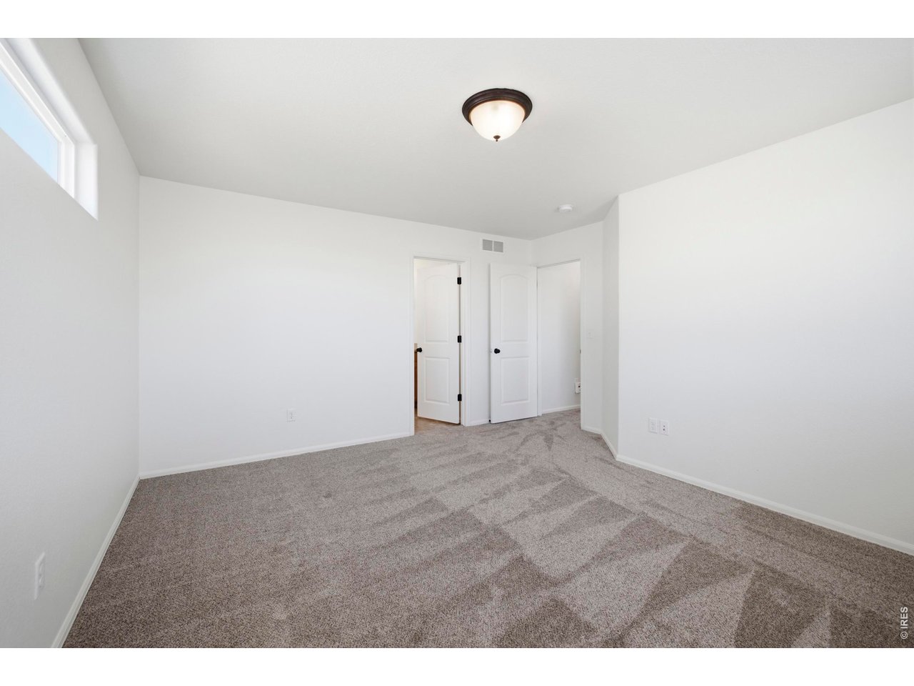 268 Pinebrook Ct