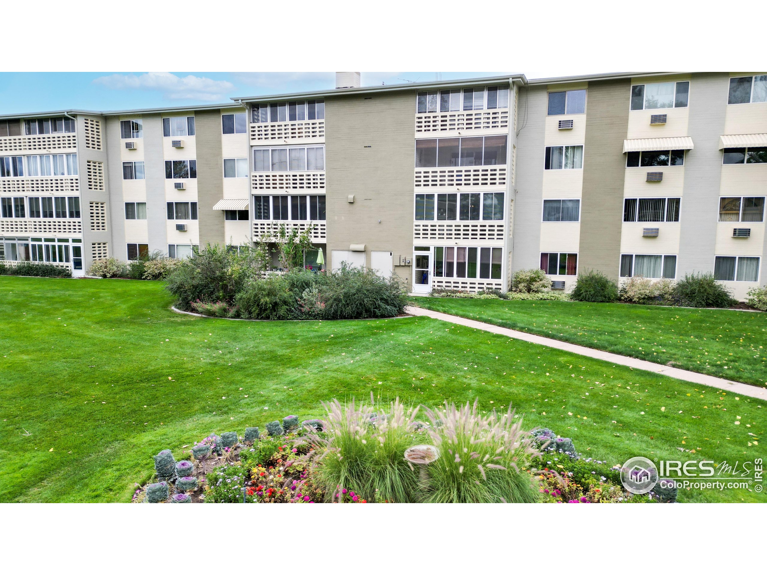 9360 E Center Ave Unit: B