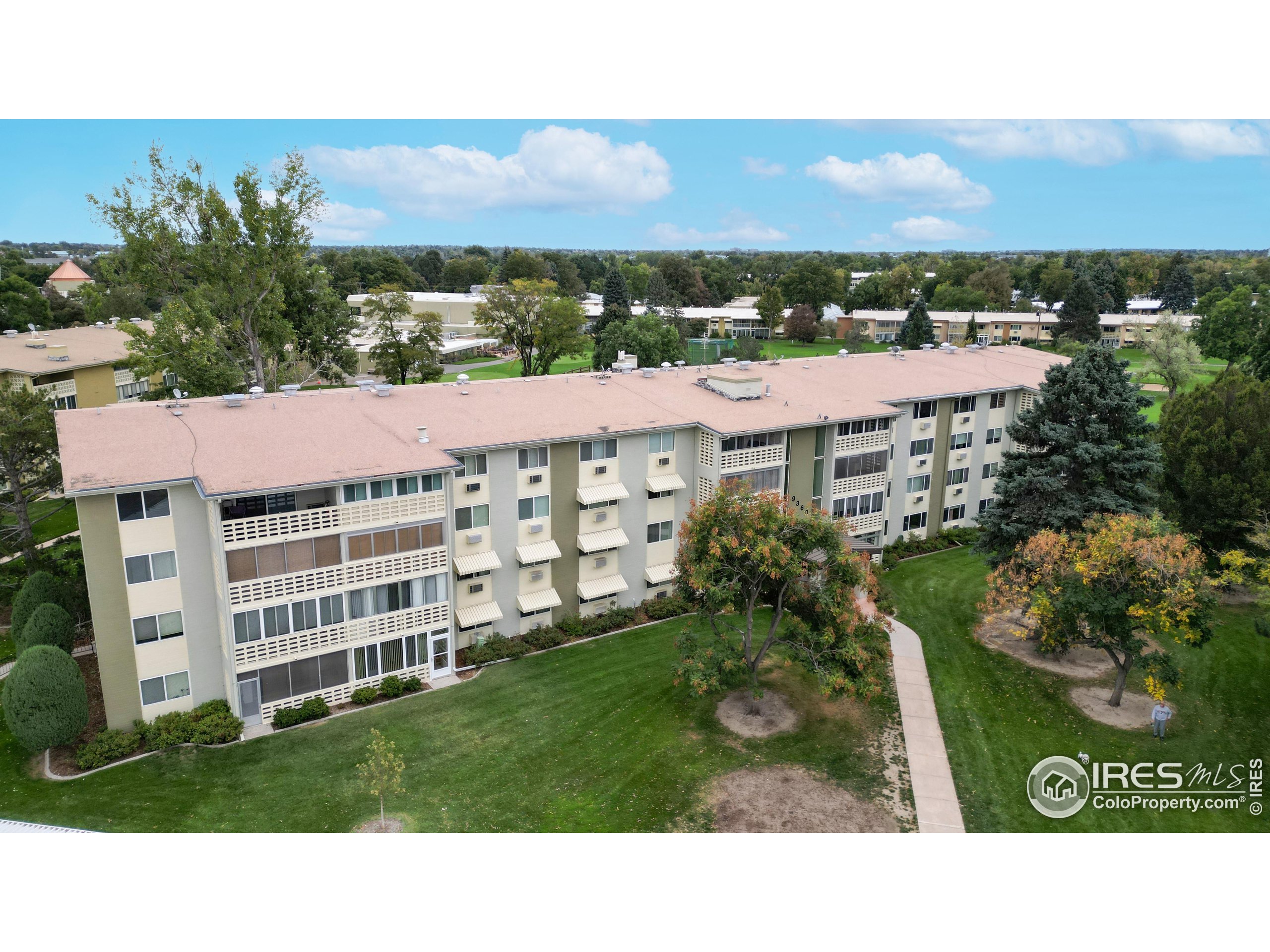 9360 E Center Ave Unit: B