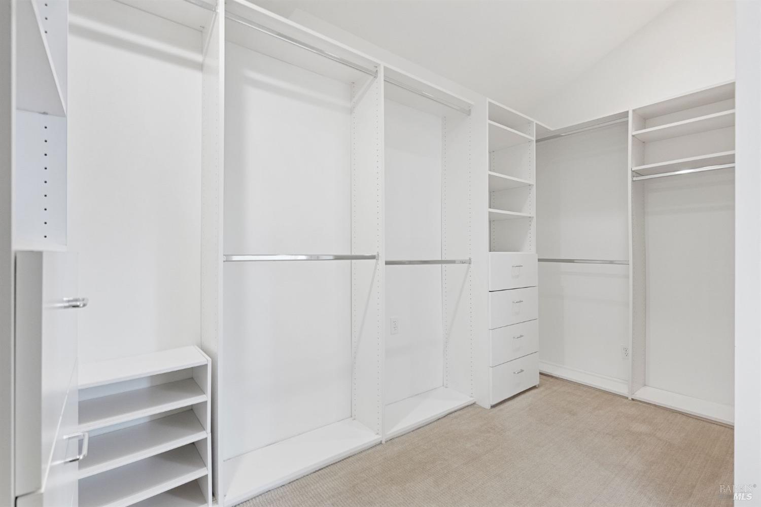 328 Panoramic Highway