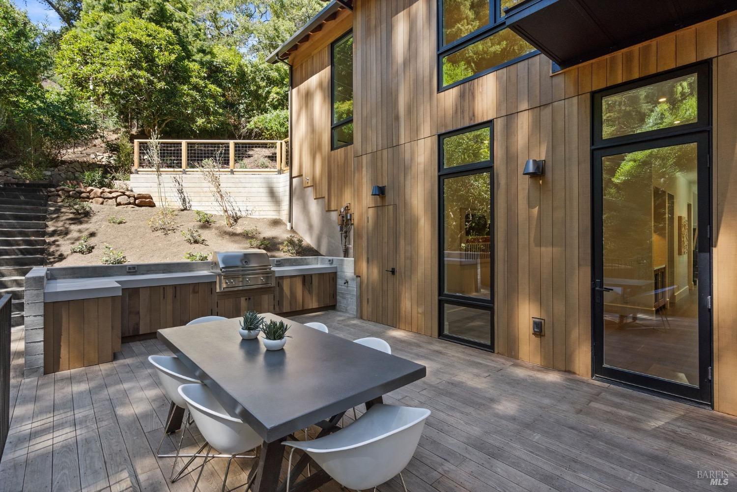 197 Corte Madera Ave