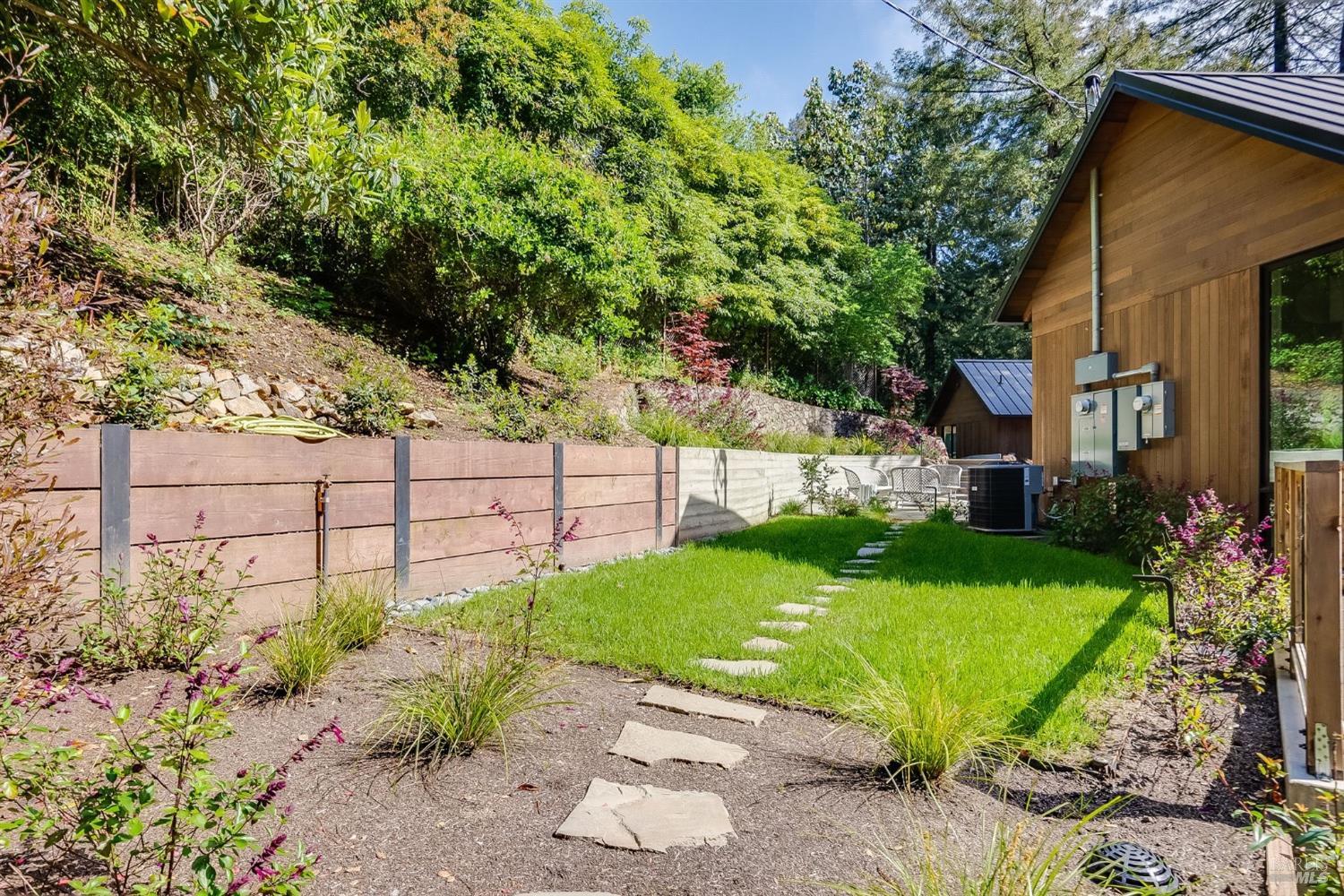 197 Corte Madera Ave