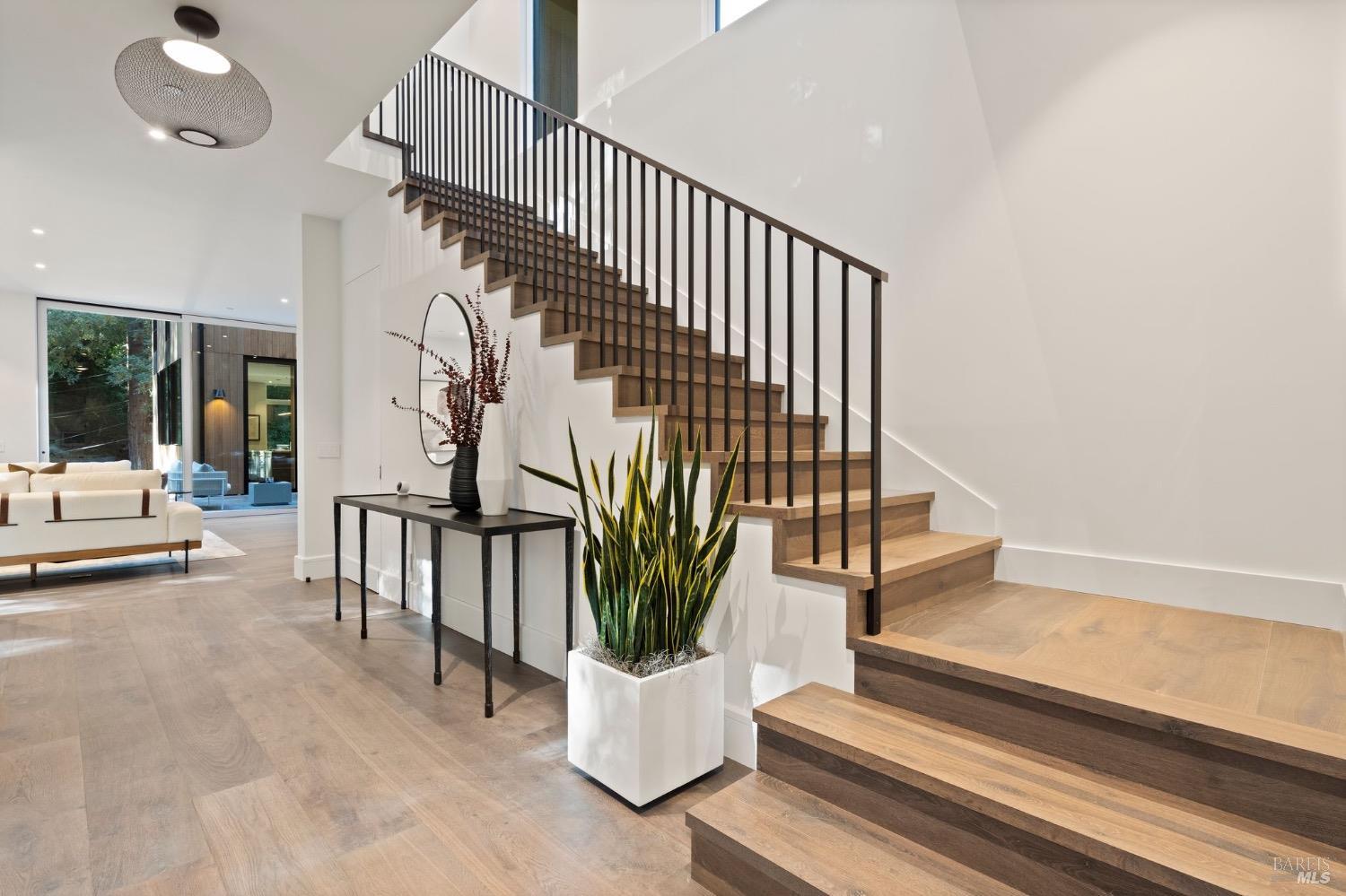 197 Corte Madera Ave