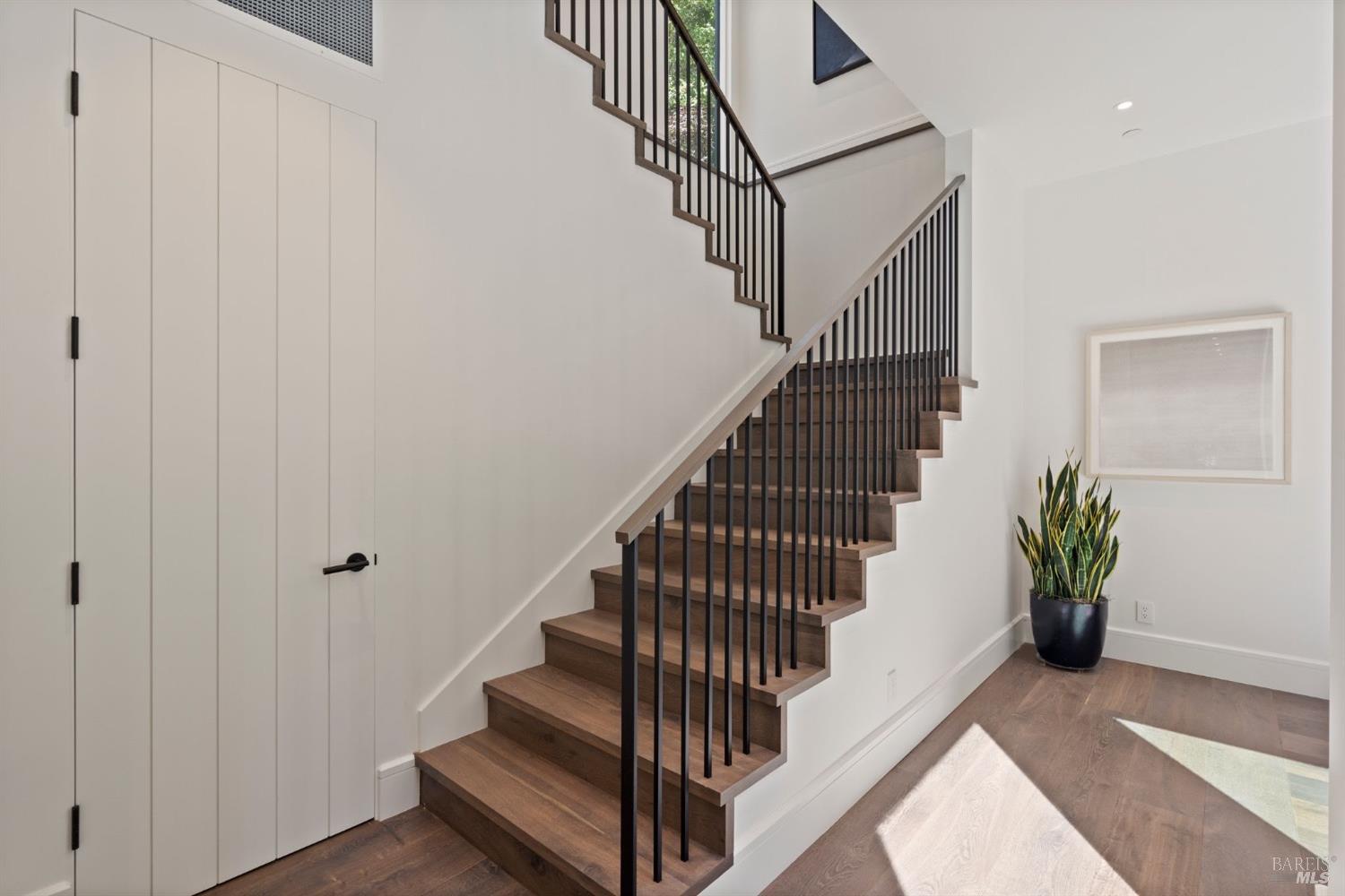 197 Corte Madera Ave