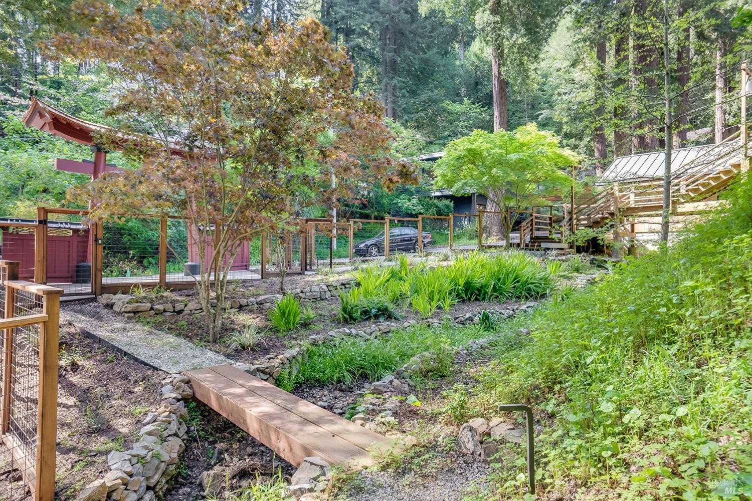 197 Corte Madera Ave