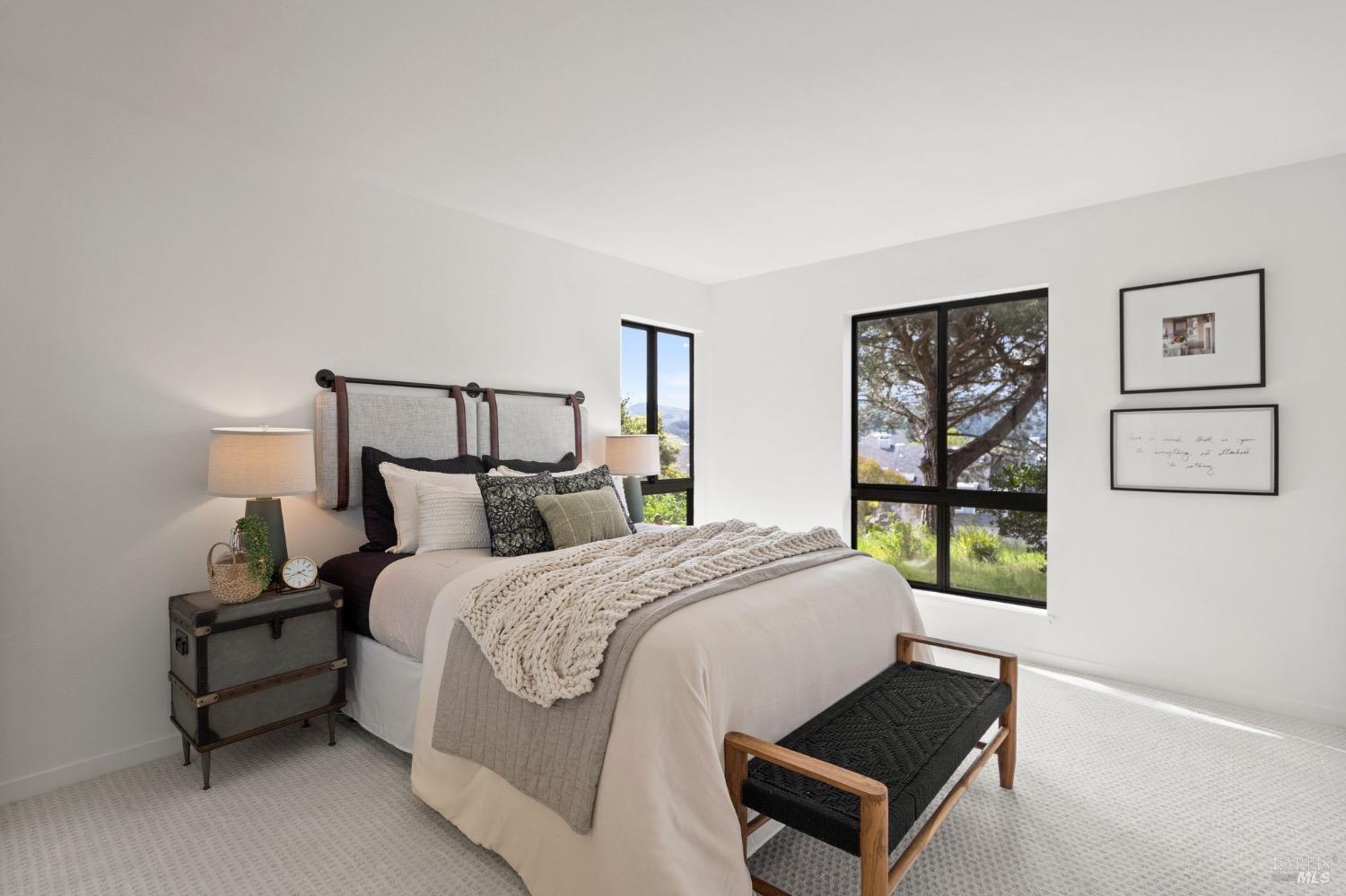 56 Eucalyptus Knoll St