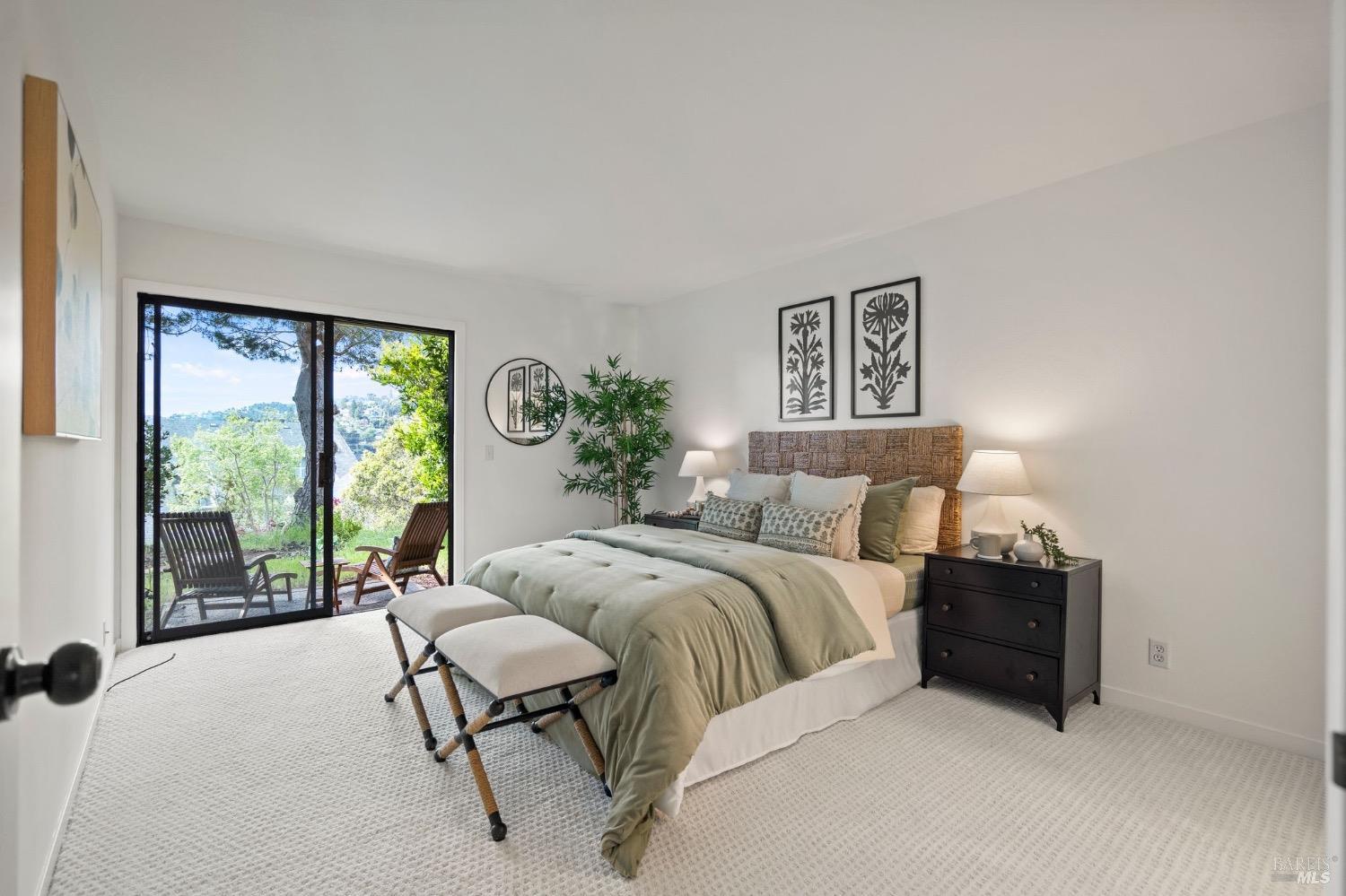 56 Eucalyptus Knoll St