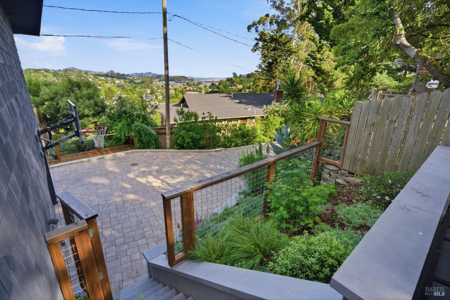 439 Molino Avenue