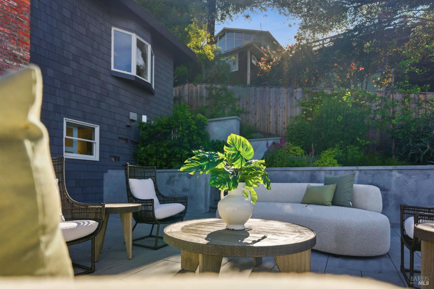 439 Molino Avenue