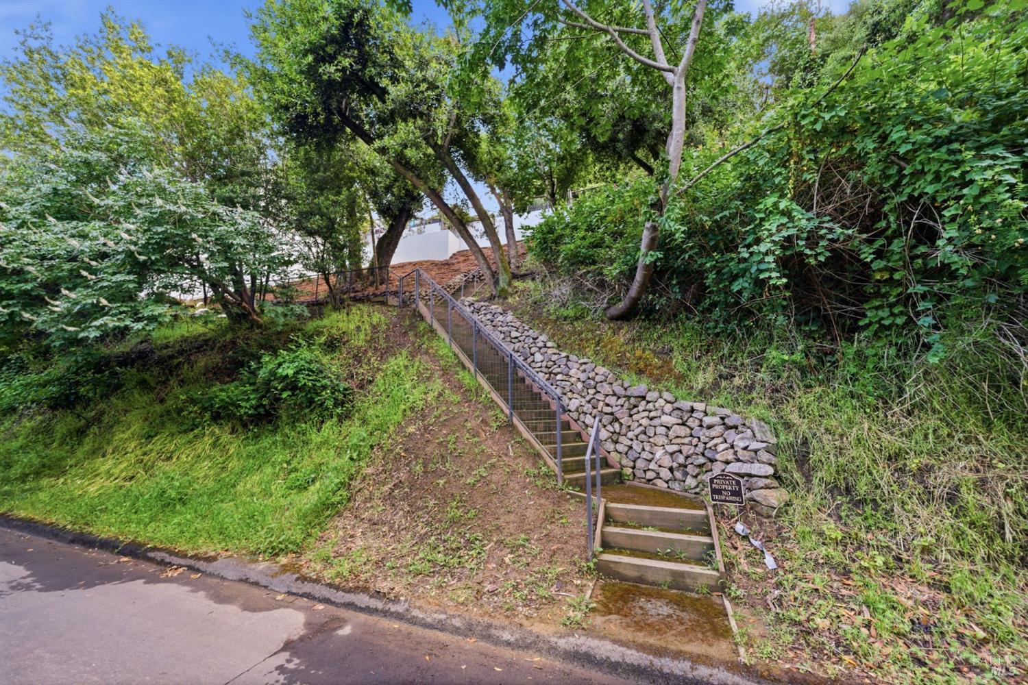 439 Molino Avenue