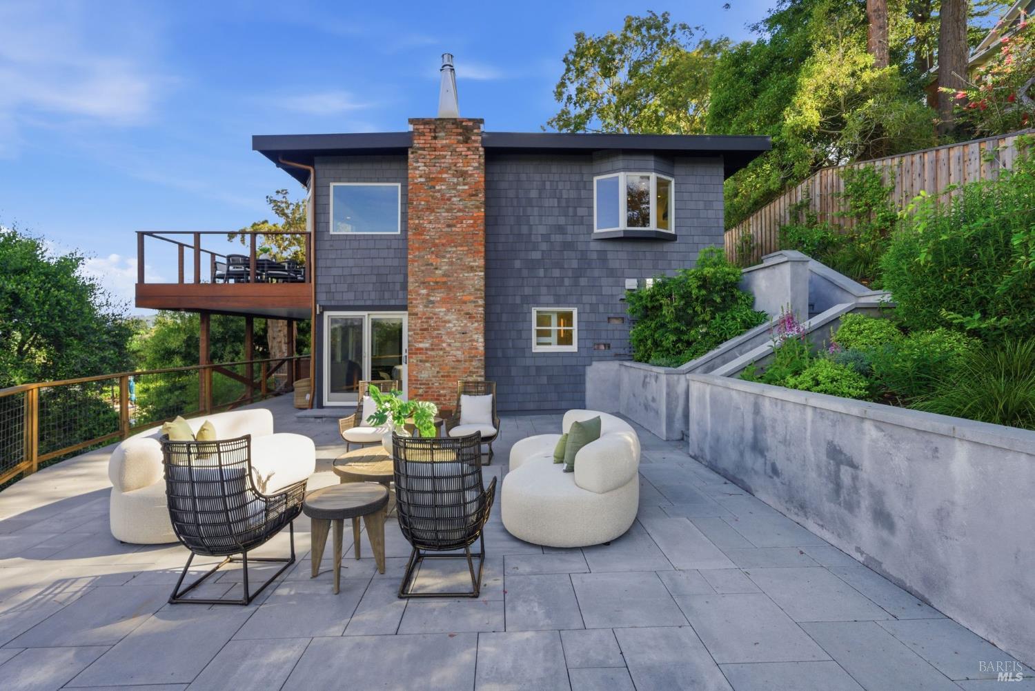 439 Molino Avenue