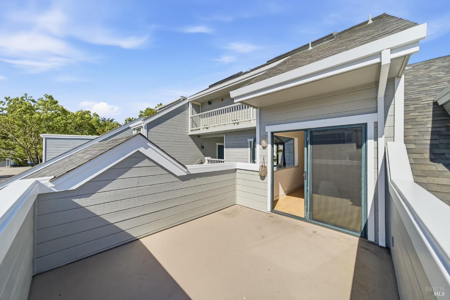 6033 Shelter Bay Avenue